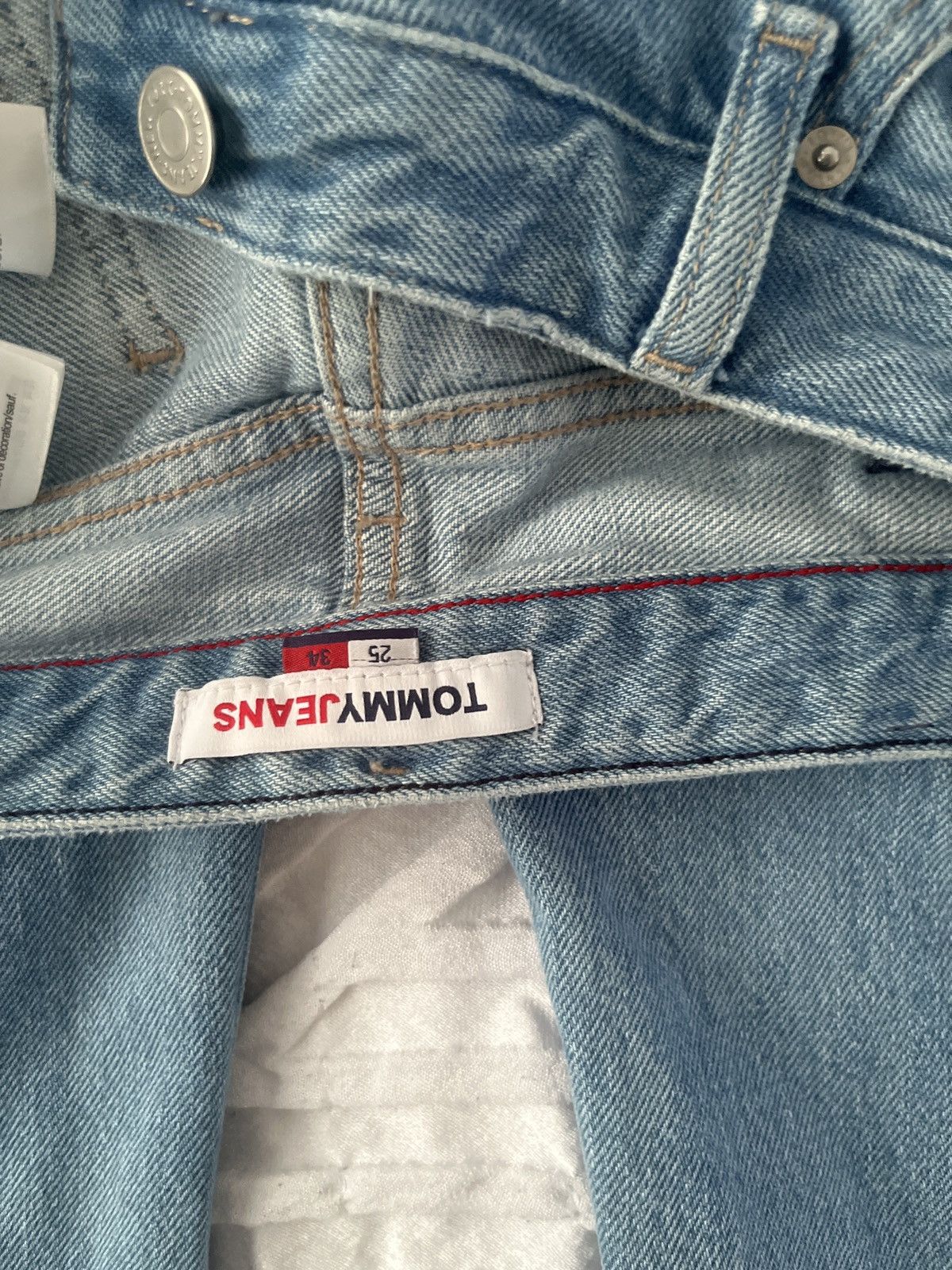 Tommy Hilfiger Tommy Hilfiger jeans Size 28" / US 6 / IT 42 - 1 Thumbnail