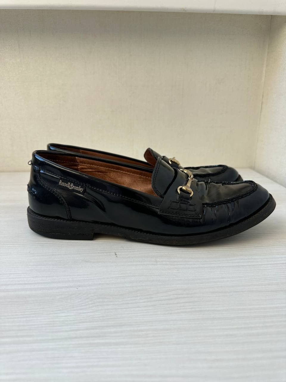 Leather × Russell & Bromley Russell & Bromley Patent Leather Loafers Horsebit Italy Size US 7 / EU 40 - 7 Thumbnail