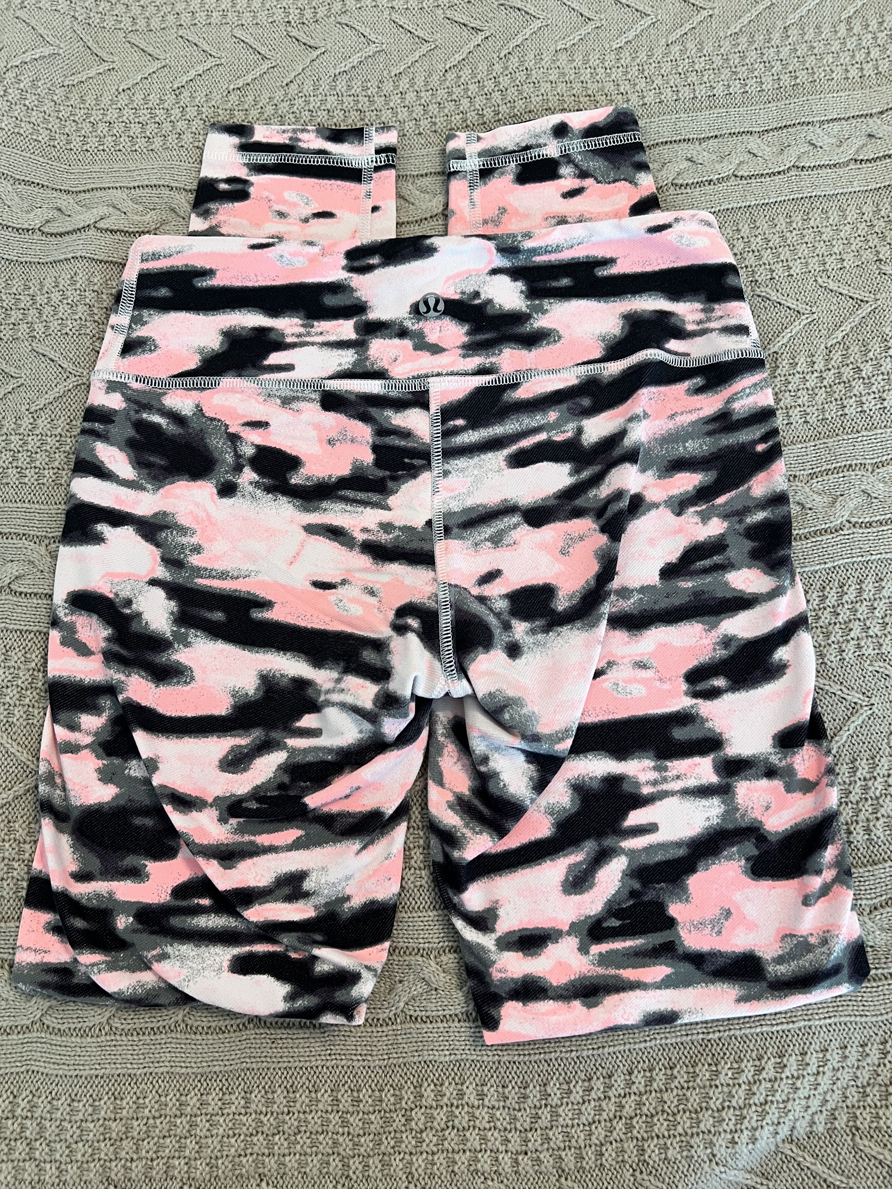 Lululemon Lululemon Pink Camo Wamo Wunder Under Pants Size 27" / US 4 / IT 40 - 3 Thumbnail