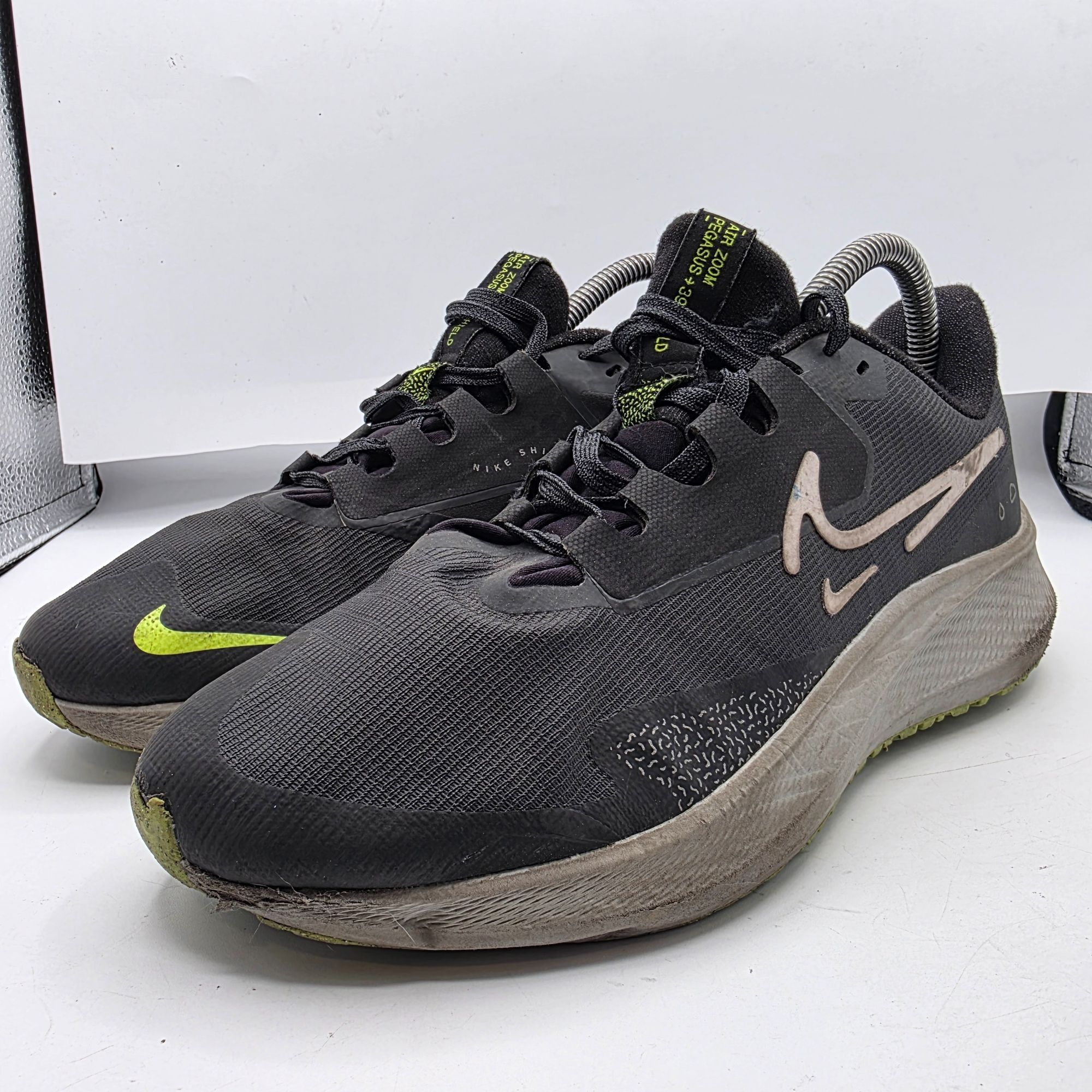 Nike Nike Air Zoom Pegasus 39 Shield Mens Size 7.5 Black Dark Smo Size US 7.5 / EU 40-41 - 3 Thumbnail