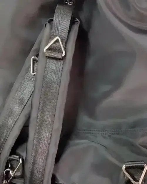 Other Black y2k 2 way backpack shoulder bag Size ONE SIZE - 3 Thumbnail