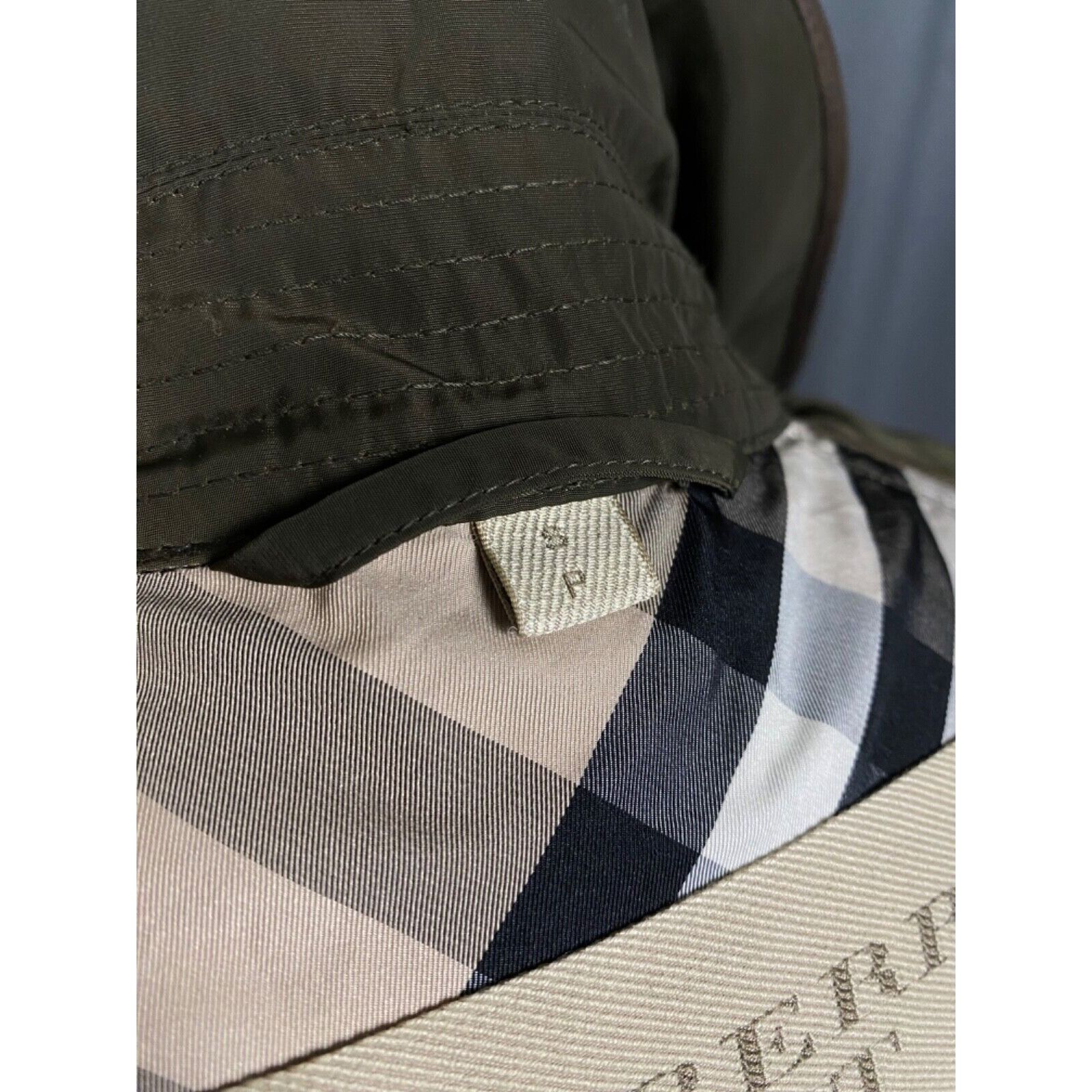 Burberry Burberry Nova Check Women's Green Multipocket Parka Jacket S Size S / US 4 / IT 40 - 13 Thumbnail