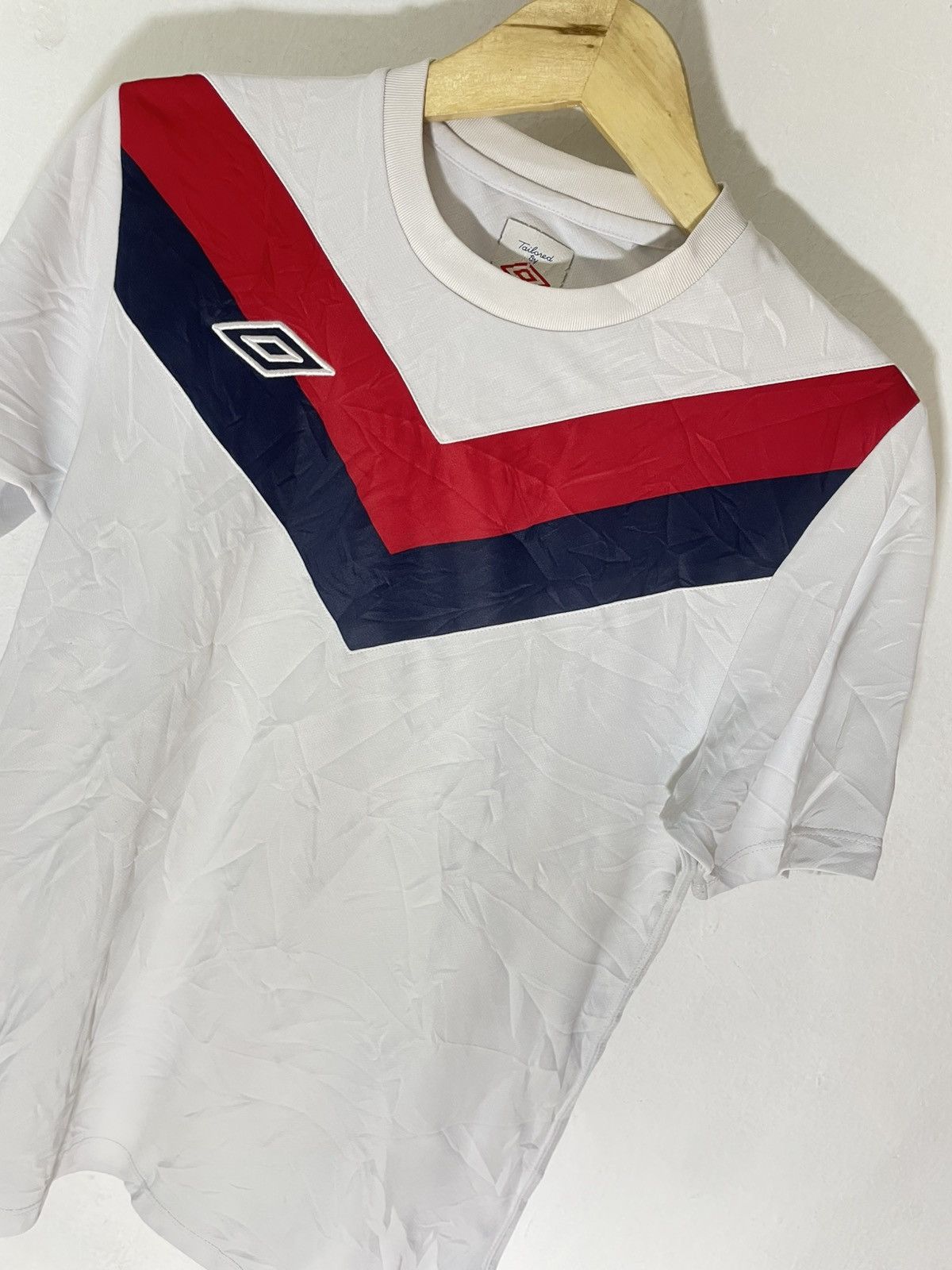 Umbro Umbro Chevron Jersey Sportwear Size US L / EU 52-54 / 3 - 1 Thumbnail