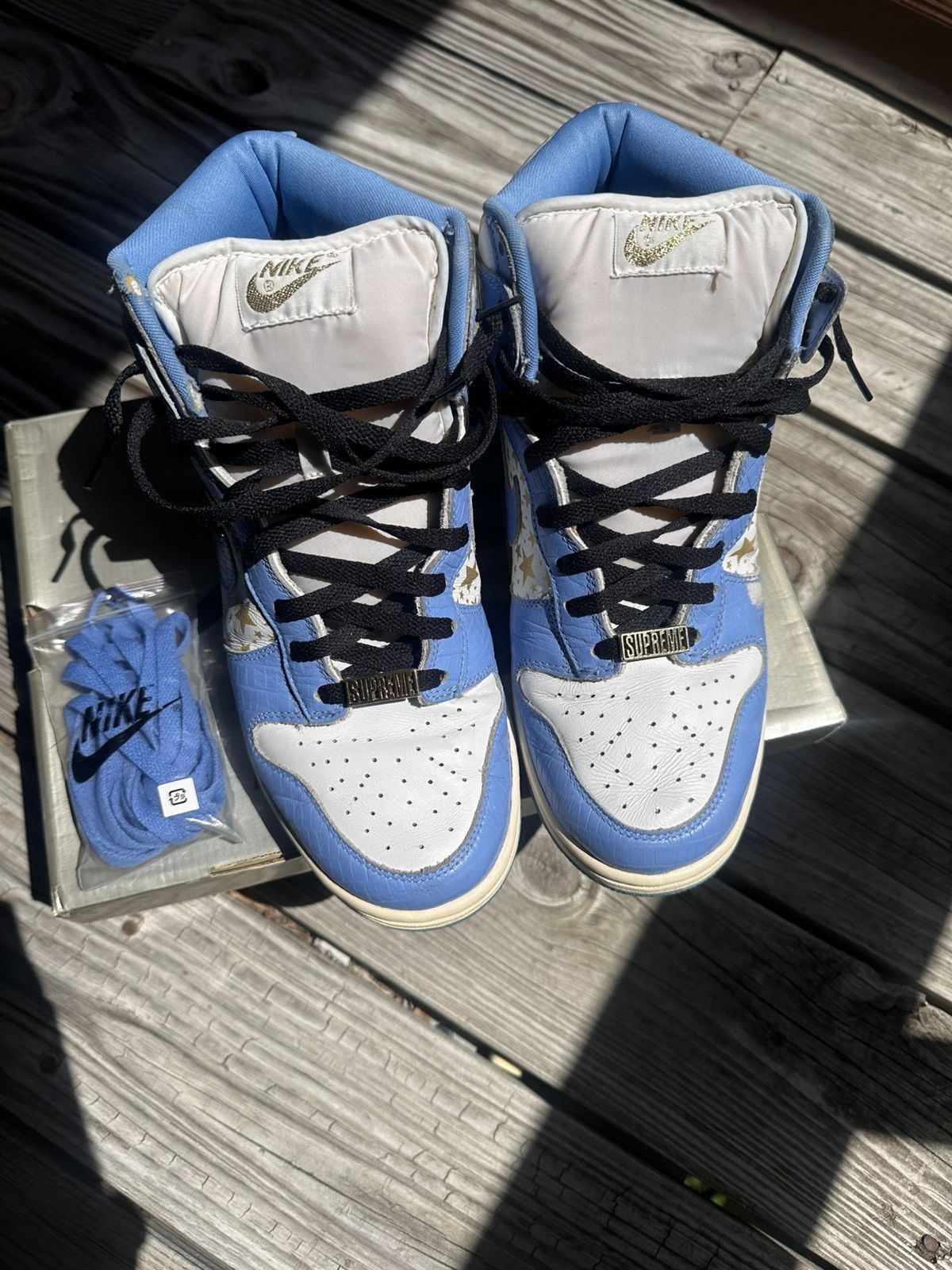 Nike × Supreme 2003 Dunk High SB “Blue Stars” Size 10.5 Size US 10.5 / EU 43-44 - 14 Thumbnail