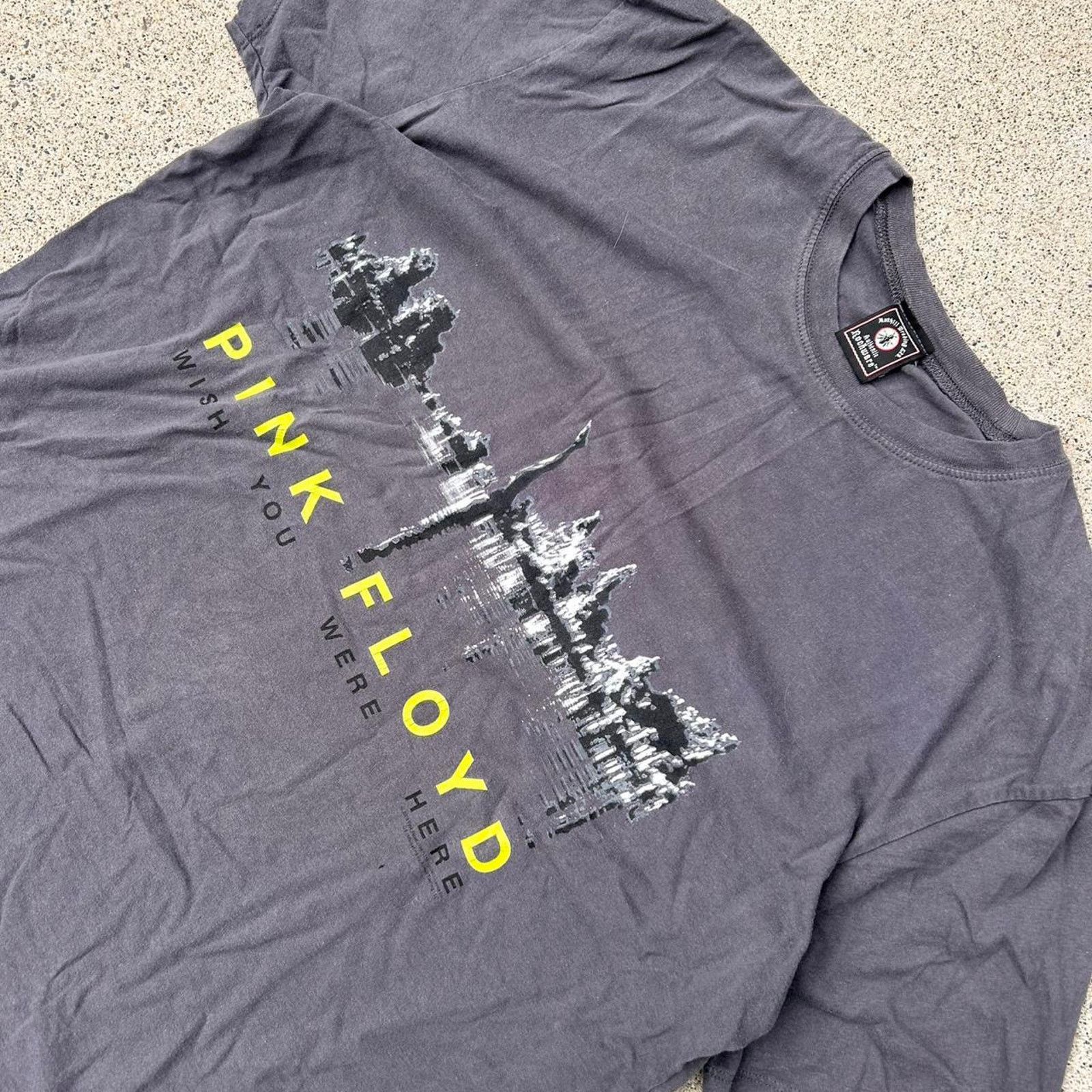 Other Vintage Pink Floyd Wish You Here Grey Shirt Size US XL / EU 56 / 4 - 1 Thumbnail
