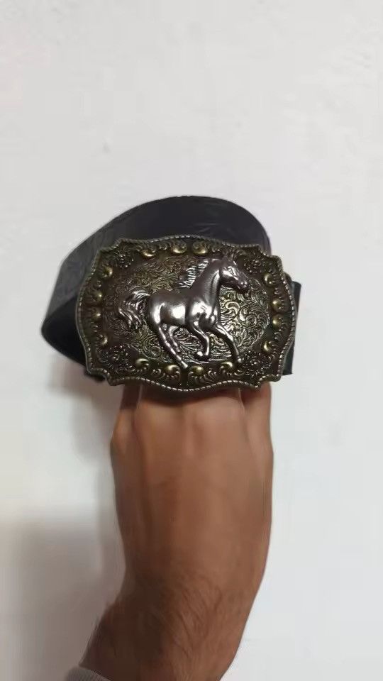 Designer Neutral horse head buckle peony pattern PU belt Size ONE SIZE - 4 Thumbnail