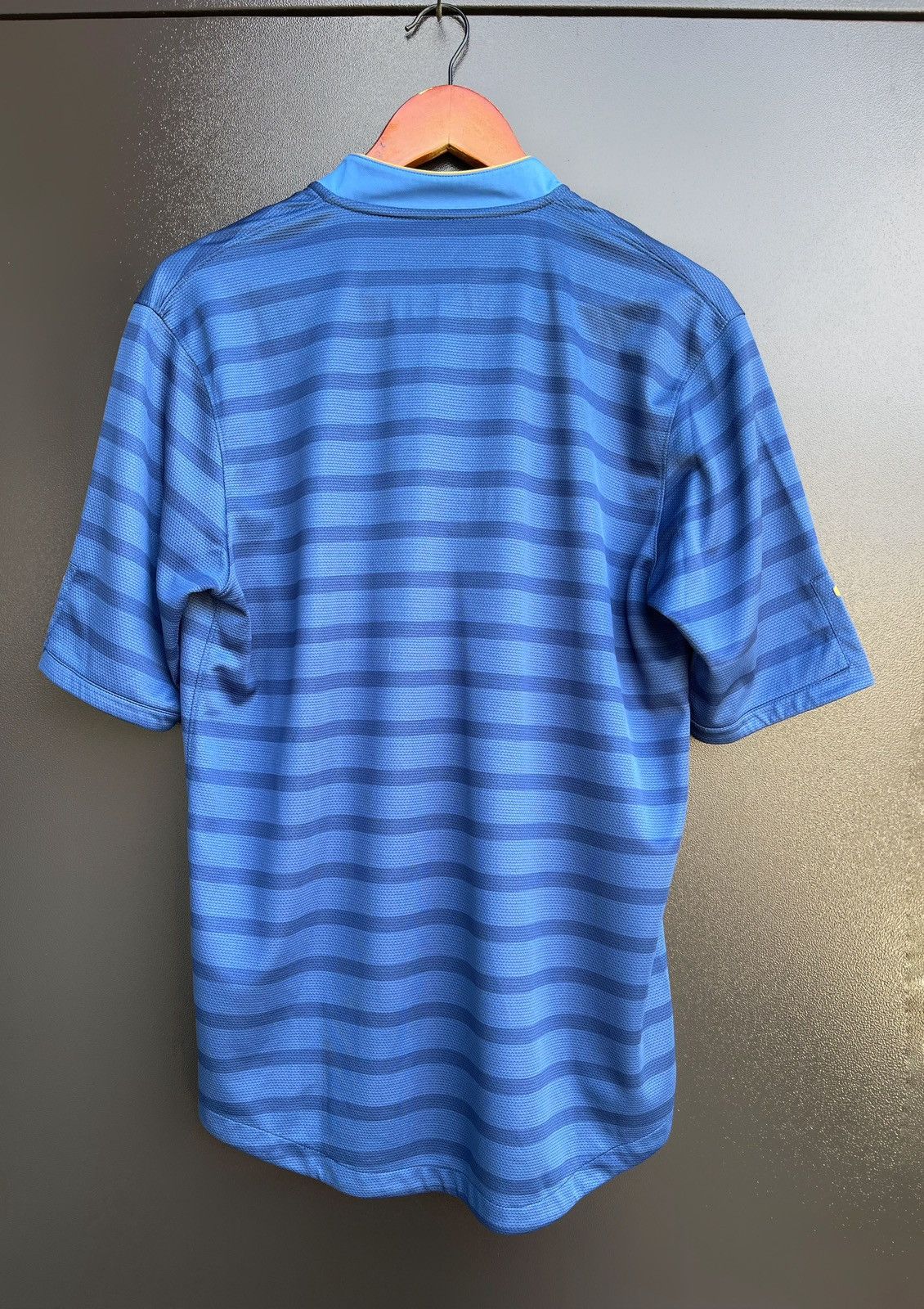 Nike France 2012 2013 Home Jersey Nike Men’s M Football Shirt Size US M / EU 48-50 / 2 - 8 Thumbnail