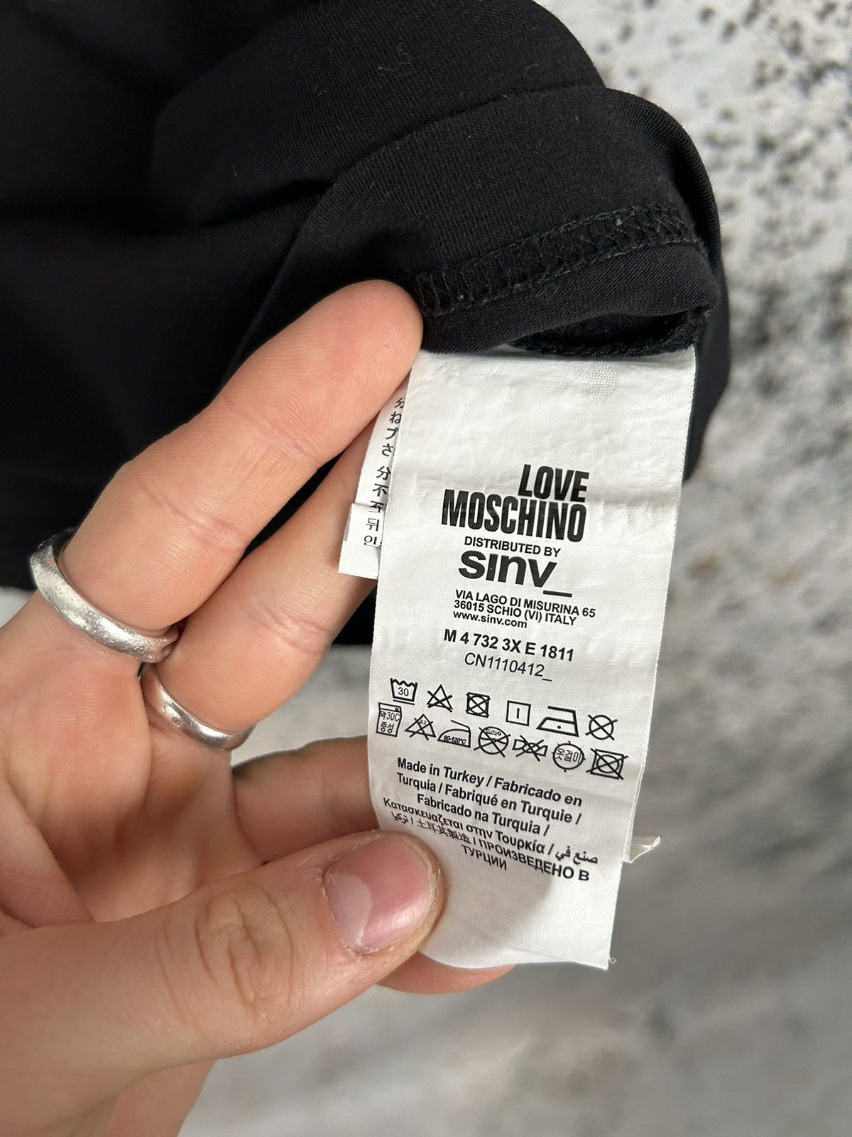 Moschino Vintage Love Moschino Graphic Tee Streetwear Hype Skate Size US M / EU 48-50 / 2 - 5 Thumbnail