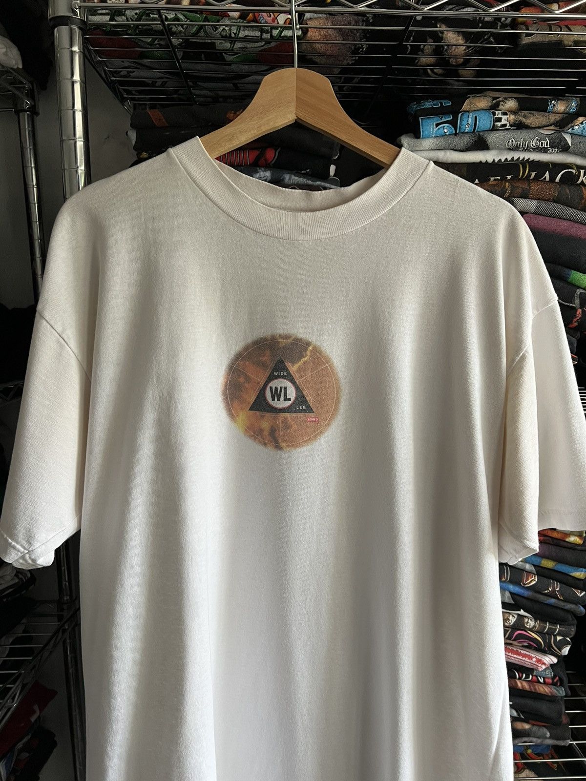 Levi's 90s Levi’s Wide Leg WL Triangle Jeans Promo Tee Size US L / EU 52-54 / 3 - 2 Thumbnail