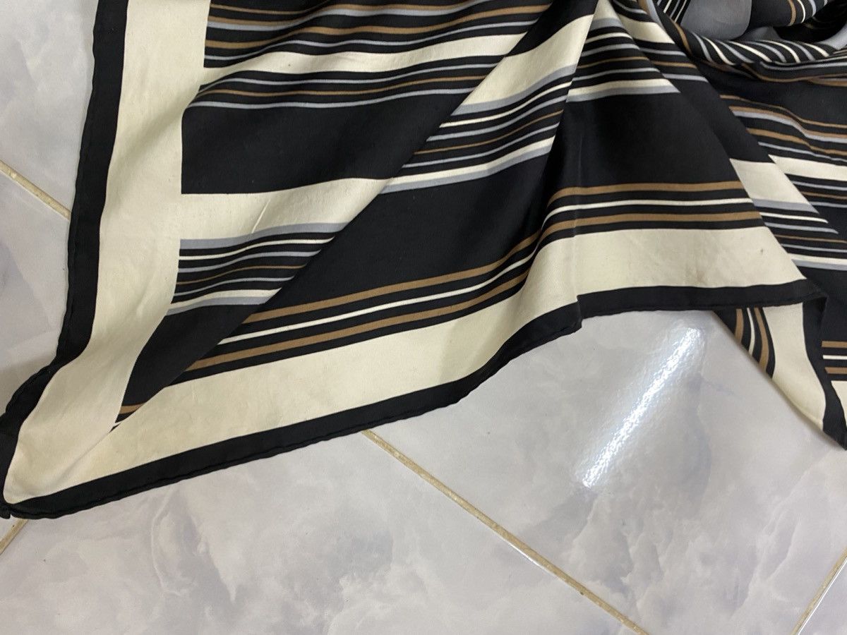 Vintage × Yves Saint Laurent Yves Saint Laurent Scarves Size ONE SIZE - 3 Thumbnail