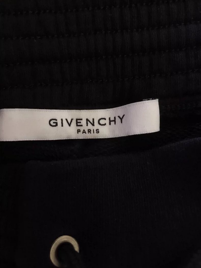Givenchy Givenchy SiseS Men's Embroidered Big Letter Shorts Size US 29 - 4 Thumbnail