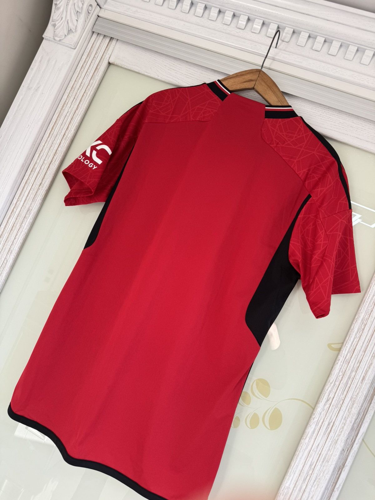 Adidas Manchester United 2023-2024 Home Soccer Jersey Football Kit Size US L / EU 52-54 / 3 - 7 Thumbnail