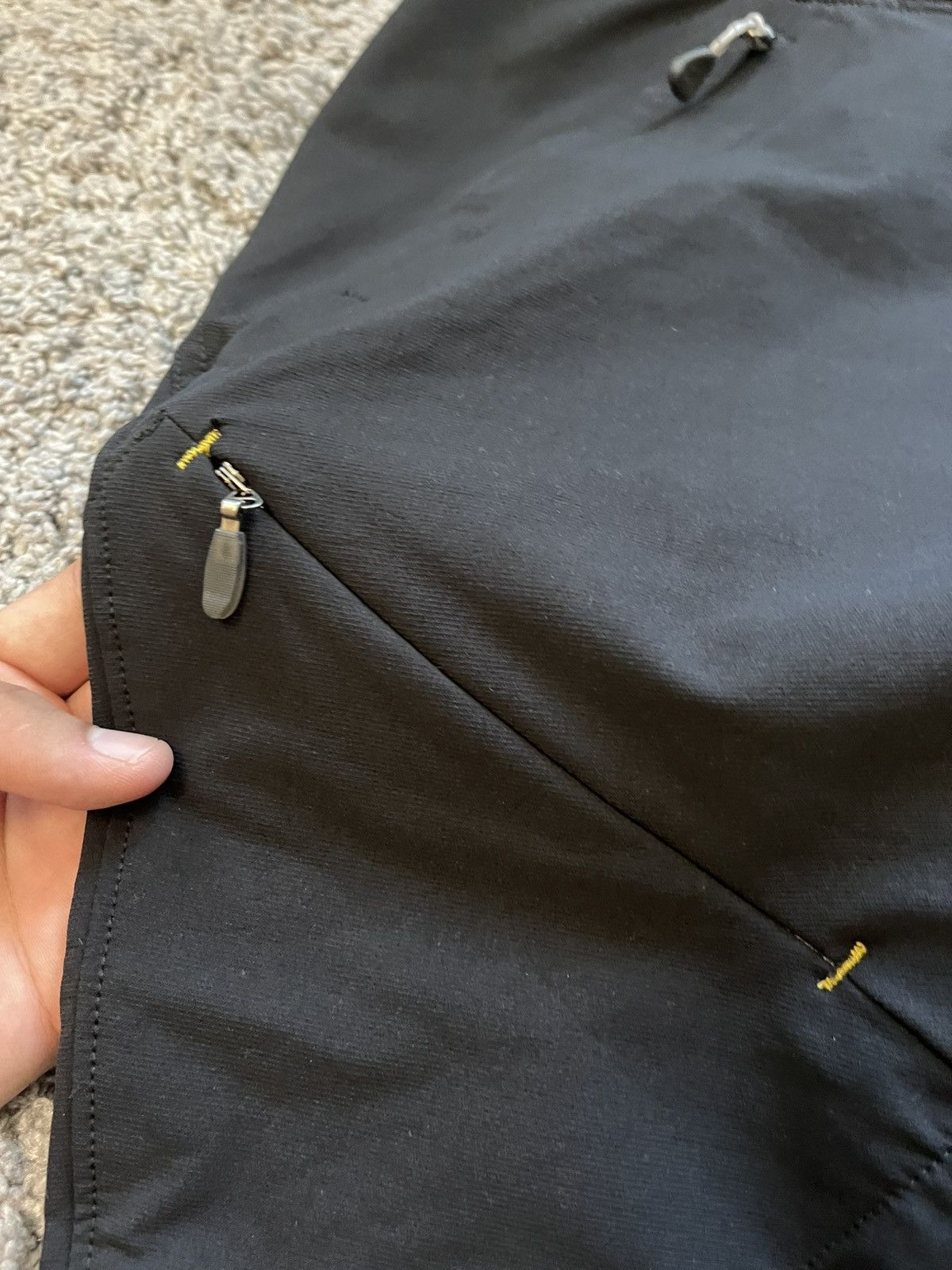 Mountain Hardwear New Mountain Hardwear softshell pants Size 34" / US 12 / IT 48 - 8 Thumbnail