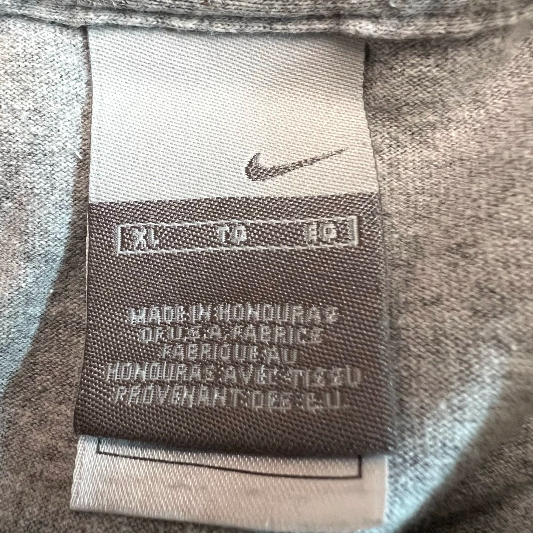 Nike VINTAGE Nike Basketball T Shirt XL Gray Ballers 90s Mens Size US XL / EU 56 / 4 - 5 Thumbnail