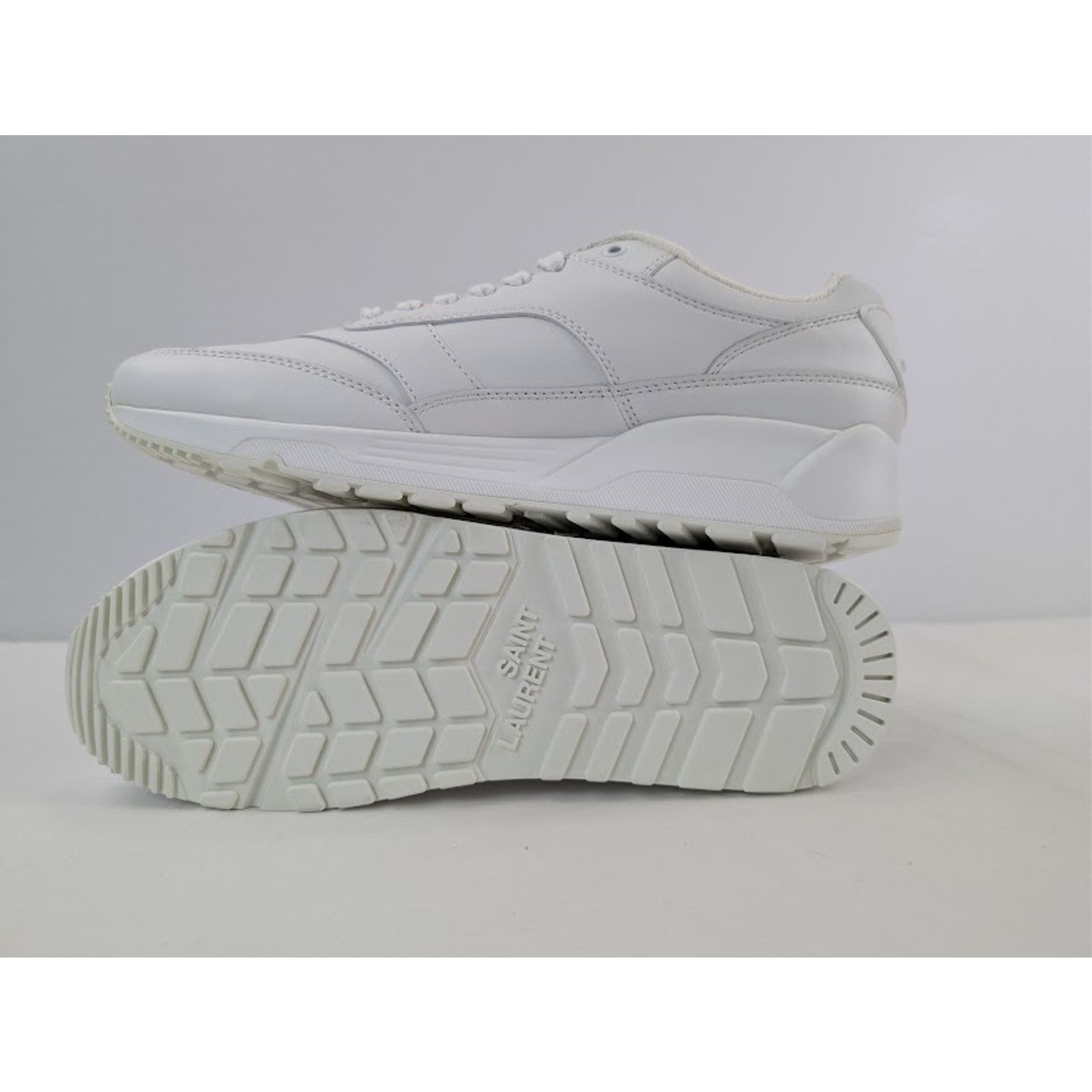 Saint Laurent Paris o1rshd1 Bump Low-Top Sneakers in Blanc Optique / Bianco Size US 10 / EU 43 - 14 Thumbnail