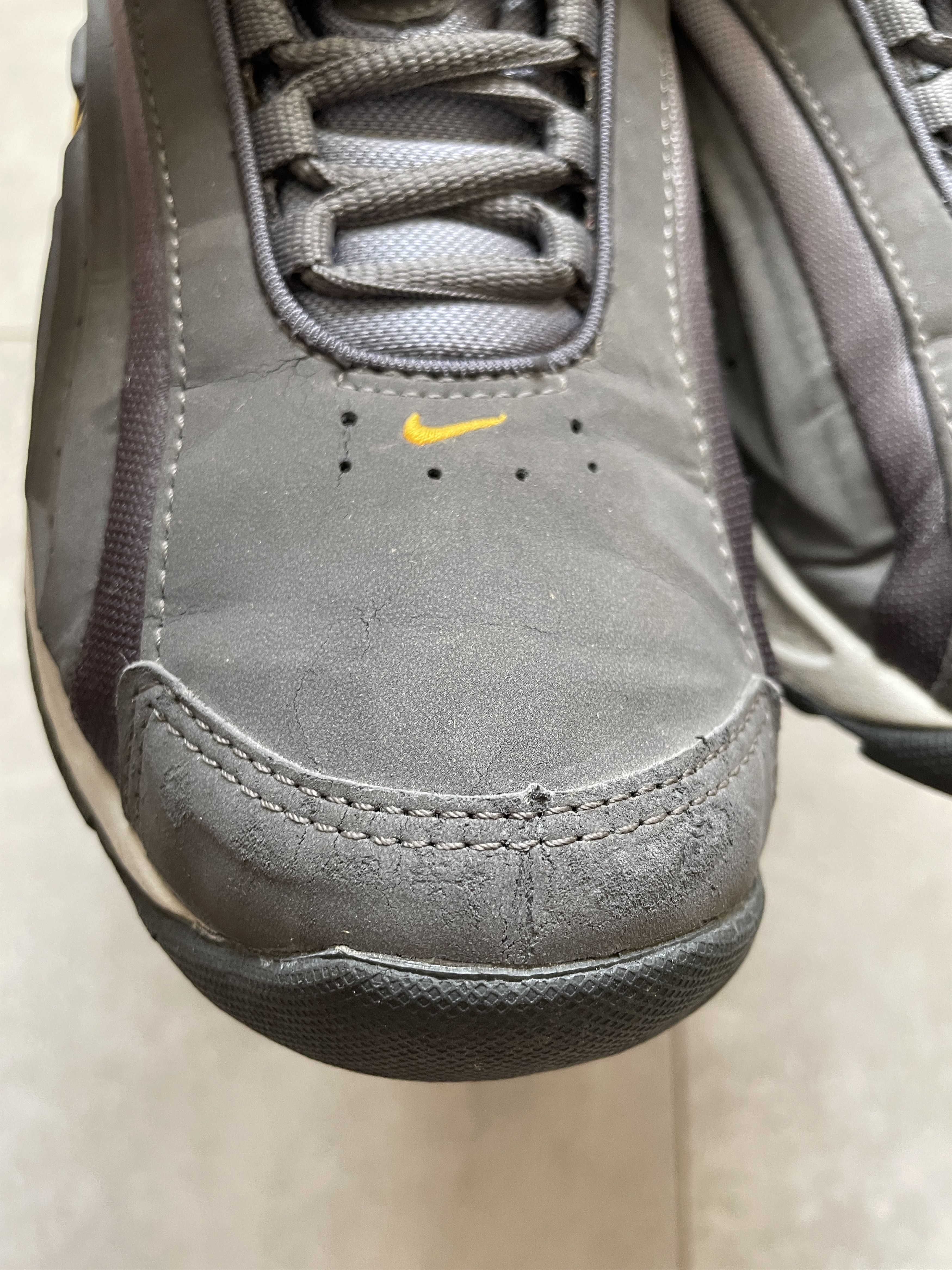 Nike × Vintage Y2K NIKE AIR GREY CROSS TRAINING SNEAKER Size US 9 / EU 42 - 9 Thumbnail