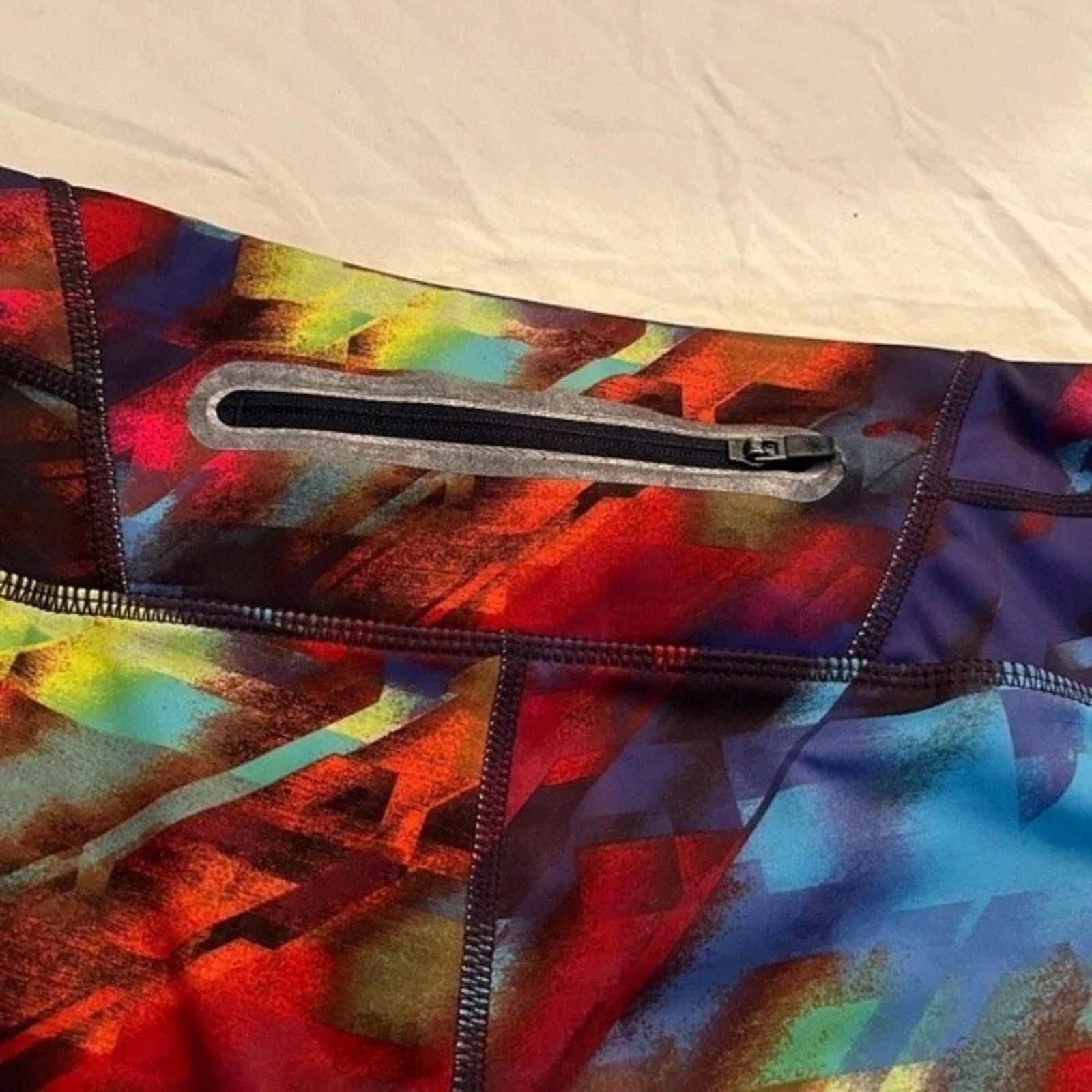 Athleta Athleta multi color leggings, size small petite Size 27" / US 4 / IT 40 - 2 Thumbnail