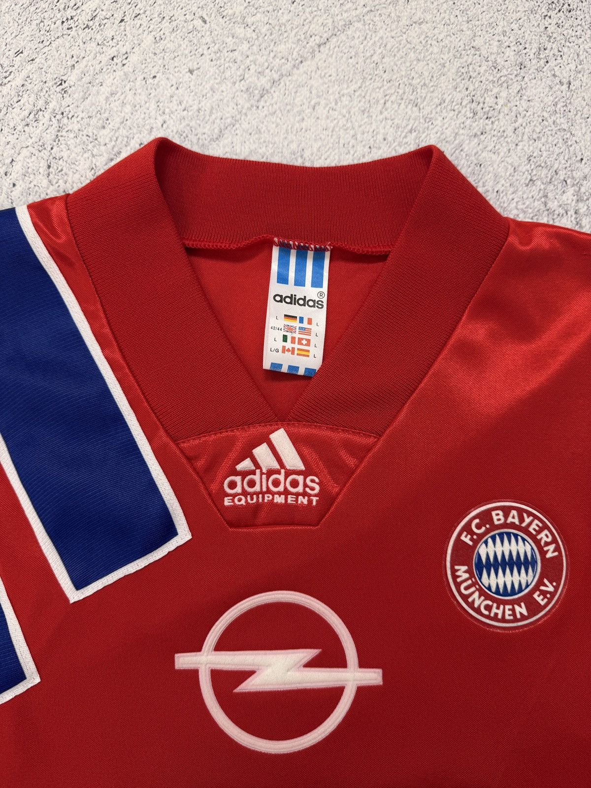 Adidas VTG ADIDAS FC BAYERN MUNICH 1991-1993 HOME FOOTBALL SHIRT Size US L / EU 52-54 / 3 - 6 Thumbnail