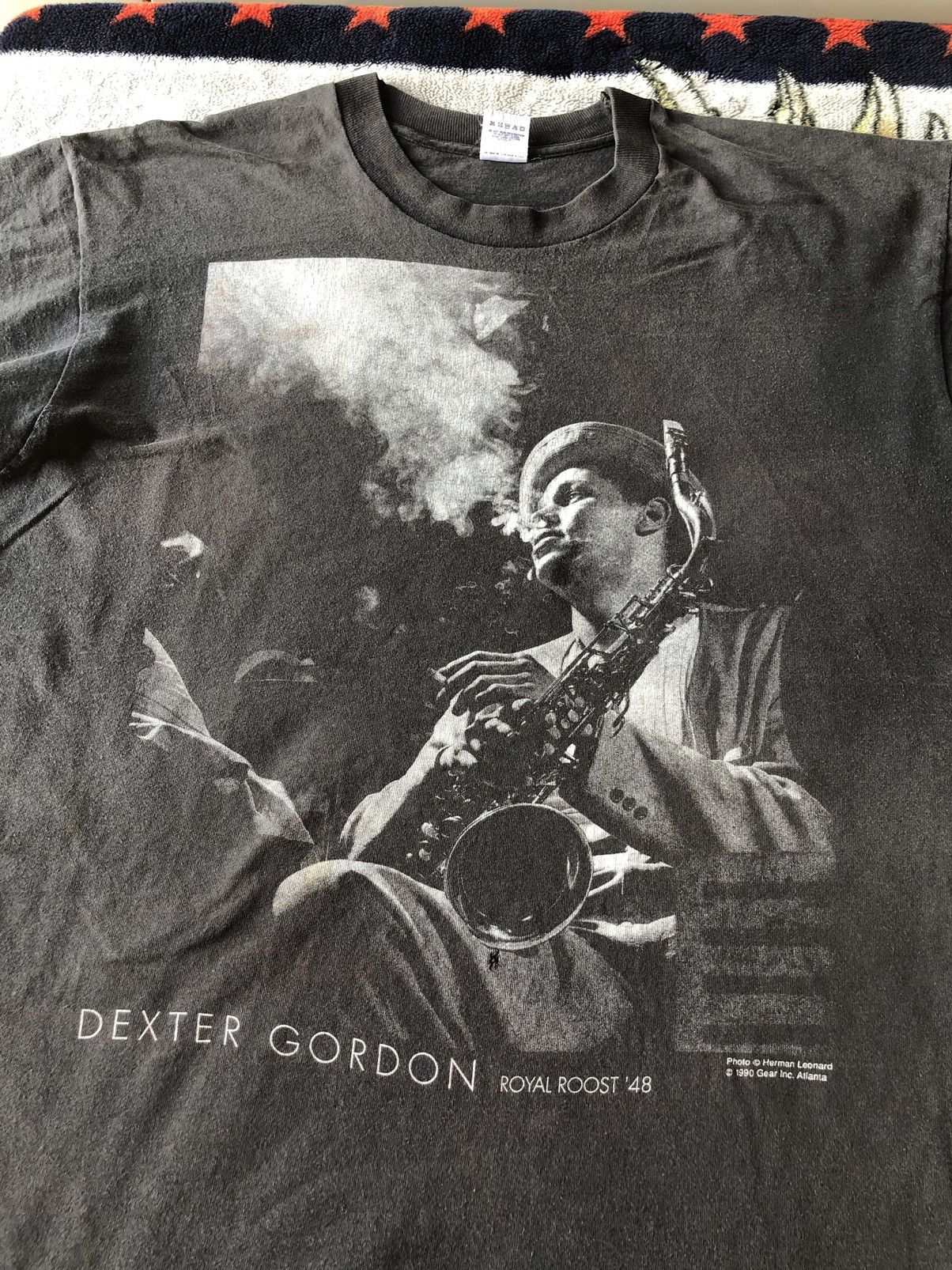 Vintage Vintage 90's Dexter Gordon American Jazz Distresed Shirt Tee Size US XL / EU 56 / 4 - 9 Thumbnail