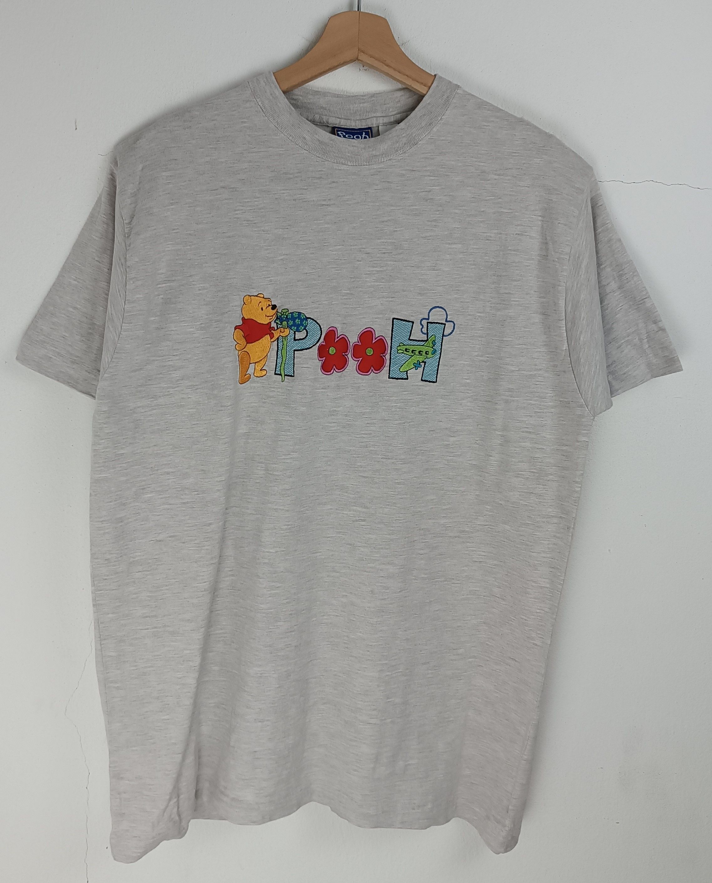 Disney VINTAGE 90'S DISNEY POOH EMBROID LOGO TEE piglet tigger roo Size US L / EU 52-54 / 3 - 3 Thumbnail