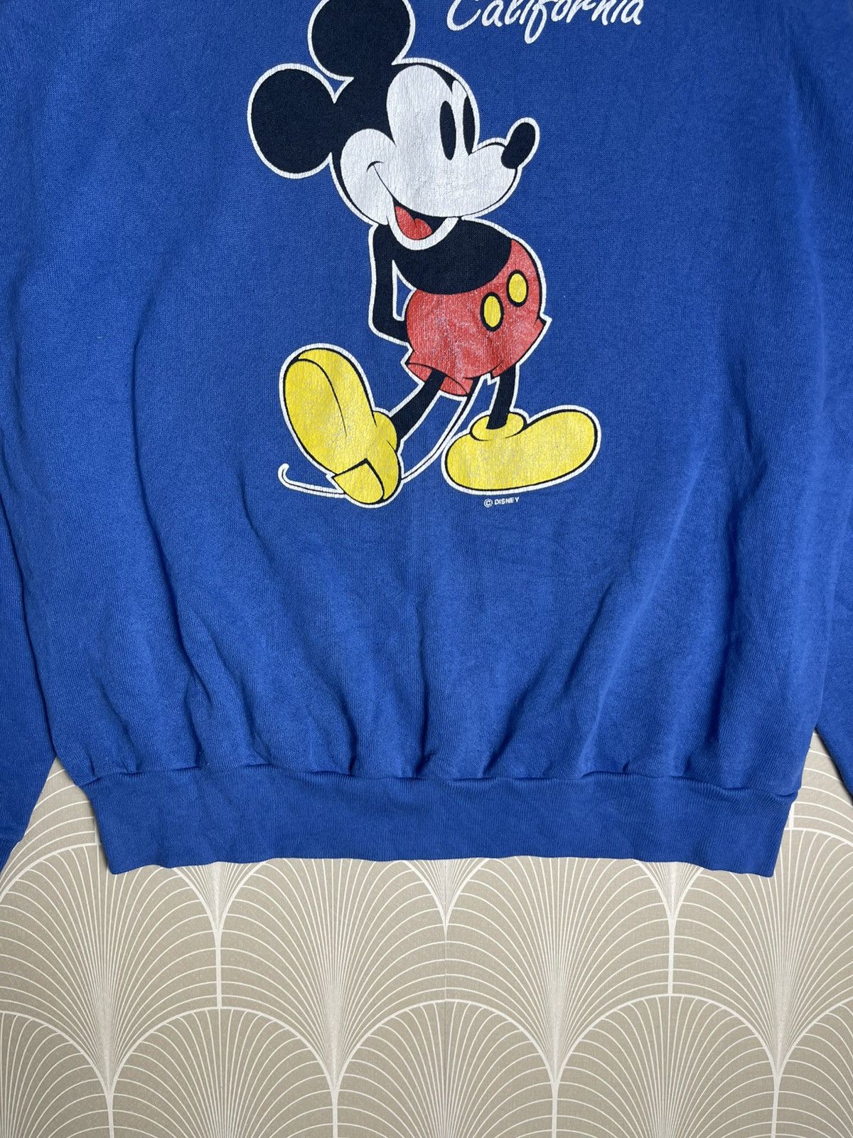 Disney × Mickey Mouse × Velva Sheen VINTAGE 80s MICKEY CALIFORNIA CREWNECK Size US L / EU 52-54 / 3 - 5 Thumbnail
