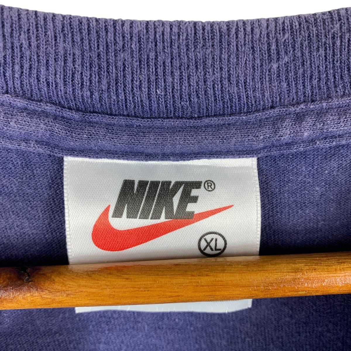 Nike Vintage NIKE girls kick but spellout tee Size US XL / EU 56 / 4 - 3 Thumbnail