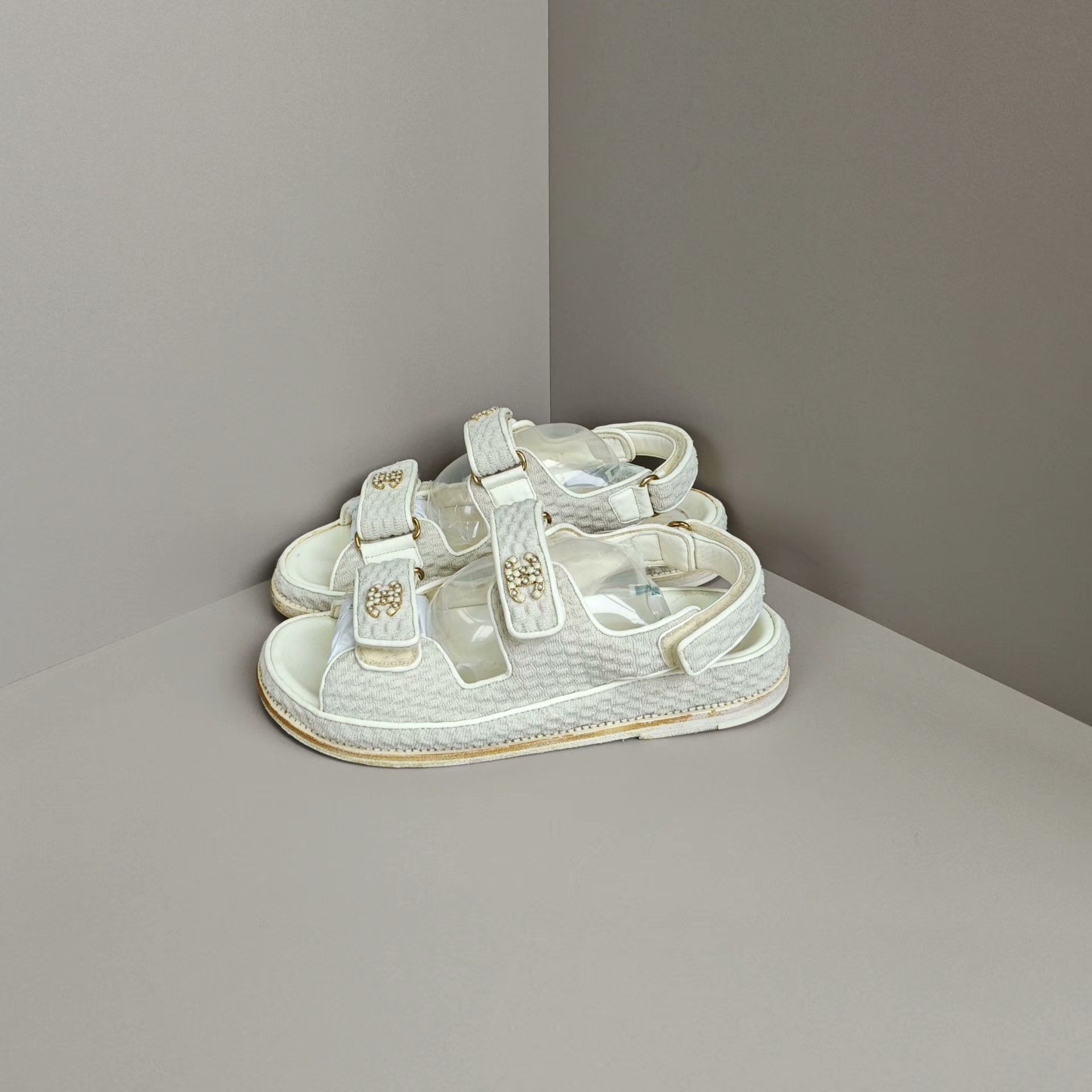 Chanel Chanel Knit Sandals us_8 Women Size US 8 / IT 38 - 1 Thumbnail