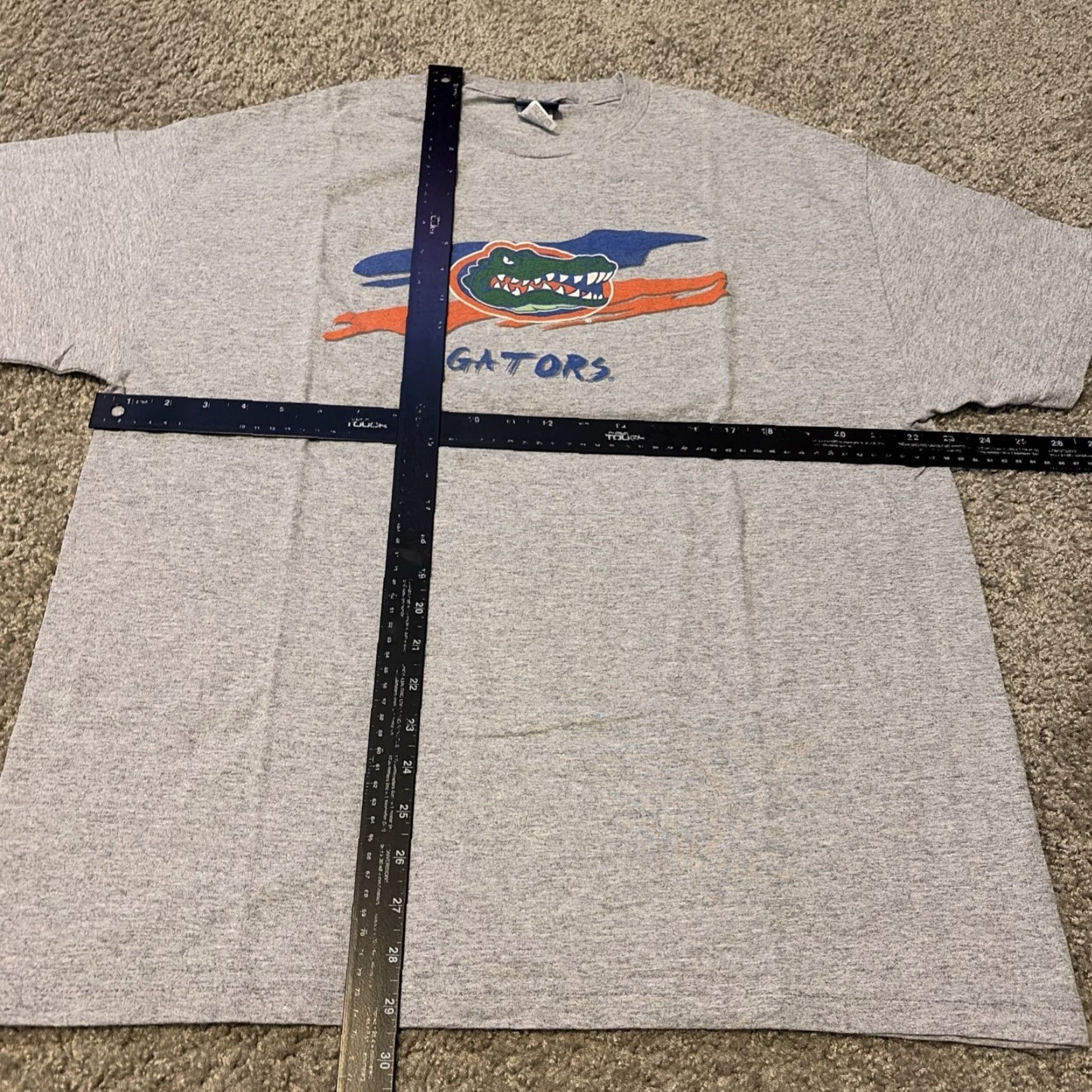 Vintage VINTAGE University Of Florida Gators Champs Sports Grey T-Shirt L Mens 90s Size US L / EU 52-54 / 3 - 4 Thumbnail