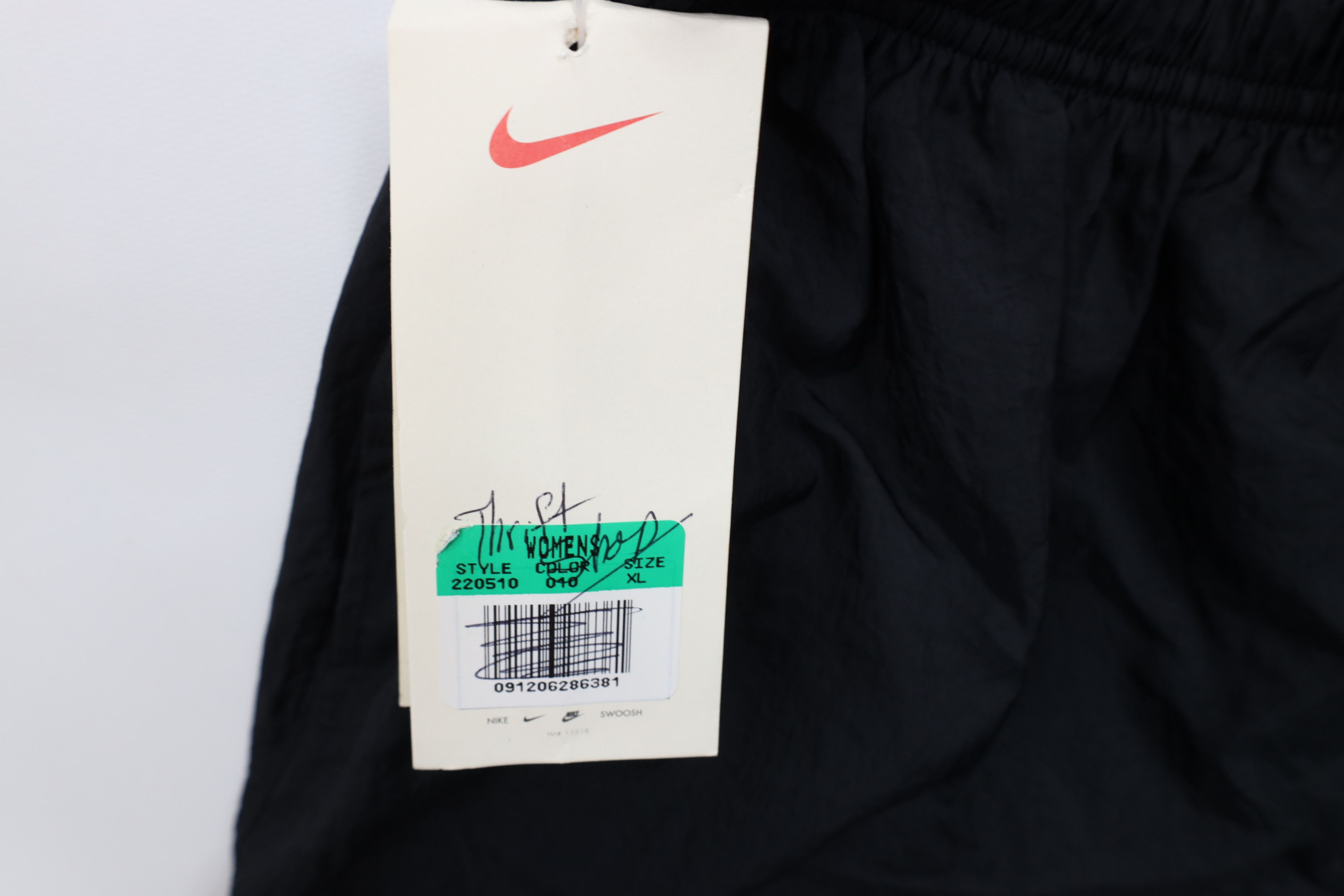 Nike Deadstock Vintage 90s Nike Mini Swoosh Soccer Shorts Black Size 26" / US 2 / IT 38 - 10 Thumbnail