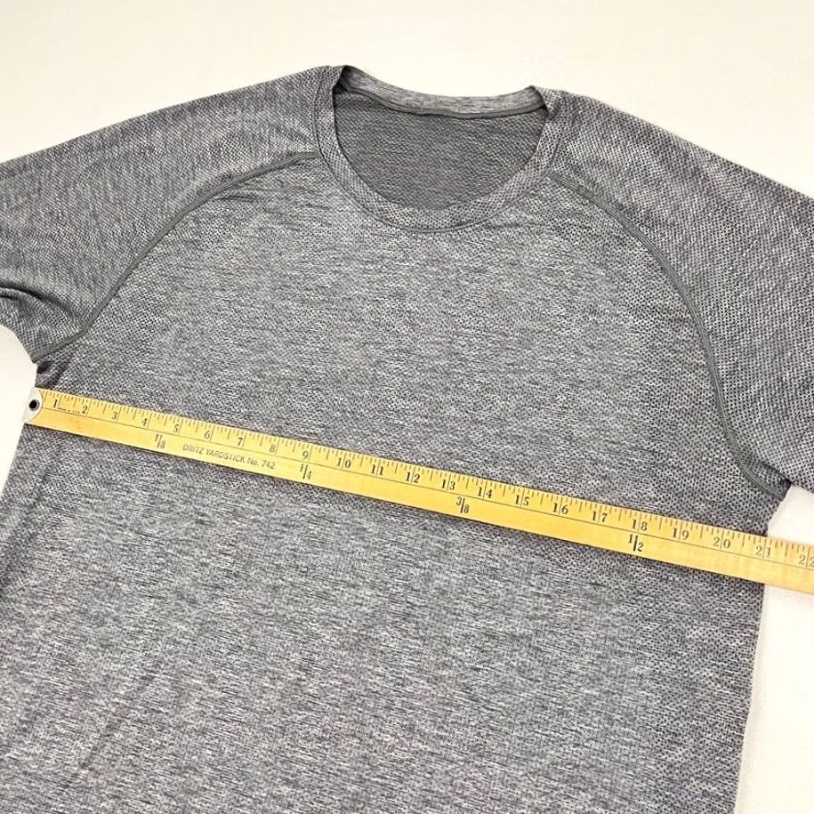 Lululemon Lululemon Metal Vent Tech Shirt Mens XL Gray Active Workout Running Training Gym Size US XL / EU 56 / 4 - 6 Thumbnail