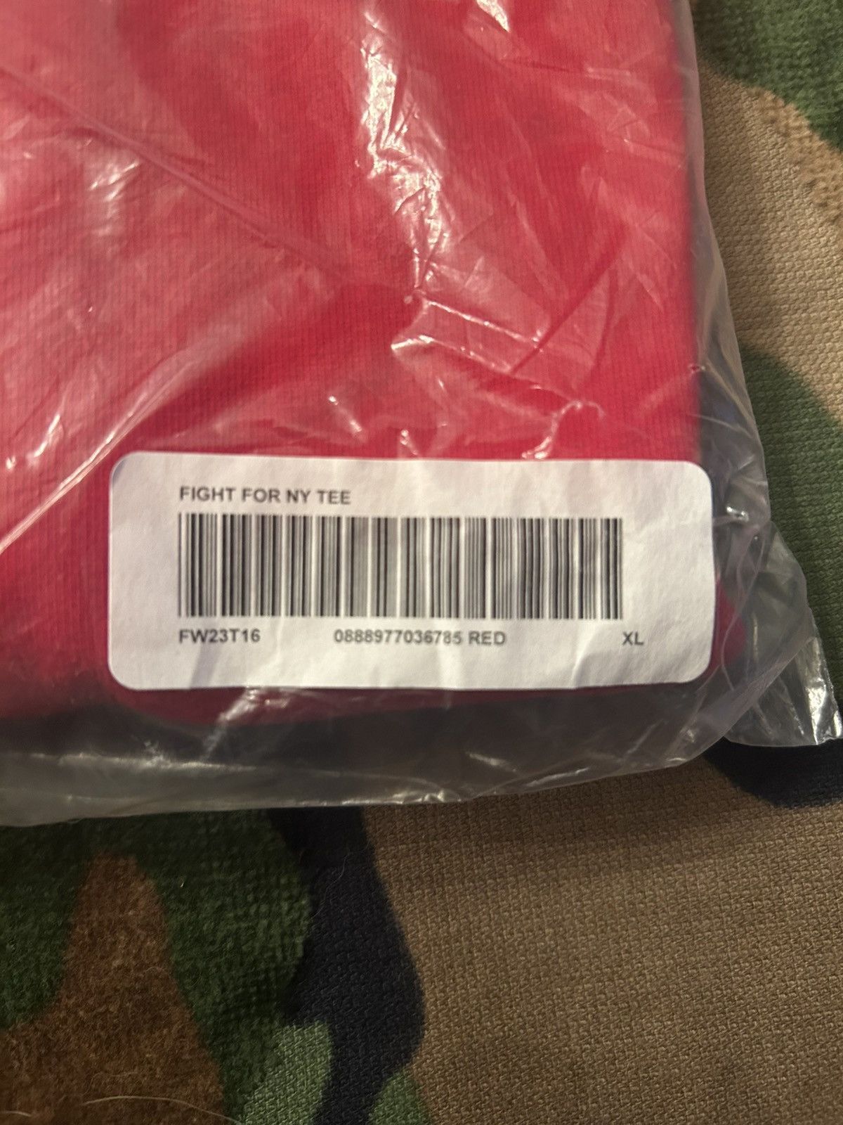 Supreme Supreme Fighter / Fight For NY Tee Red XL FW23 Size US XL / EU 56 / 4 - 4 Thumbnail