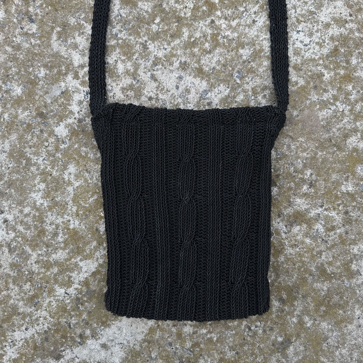 Japanese Brand Vintage Japanese Style Custom Shoulders Bag Rubber Y2K 00s Size ONE SIZE - 8 Thumbnail
