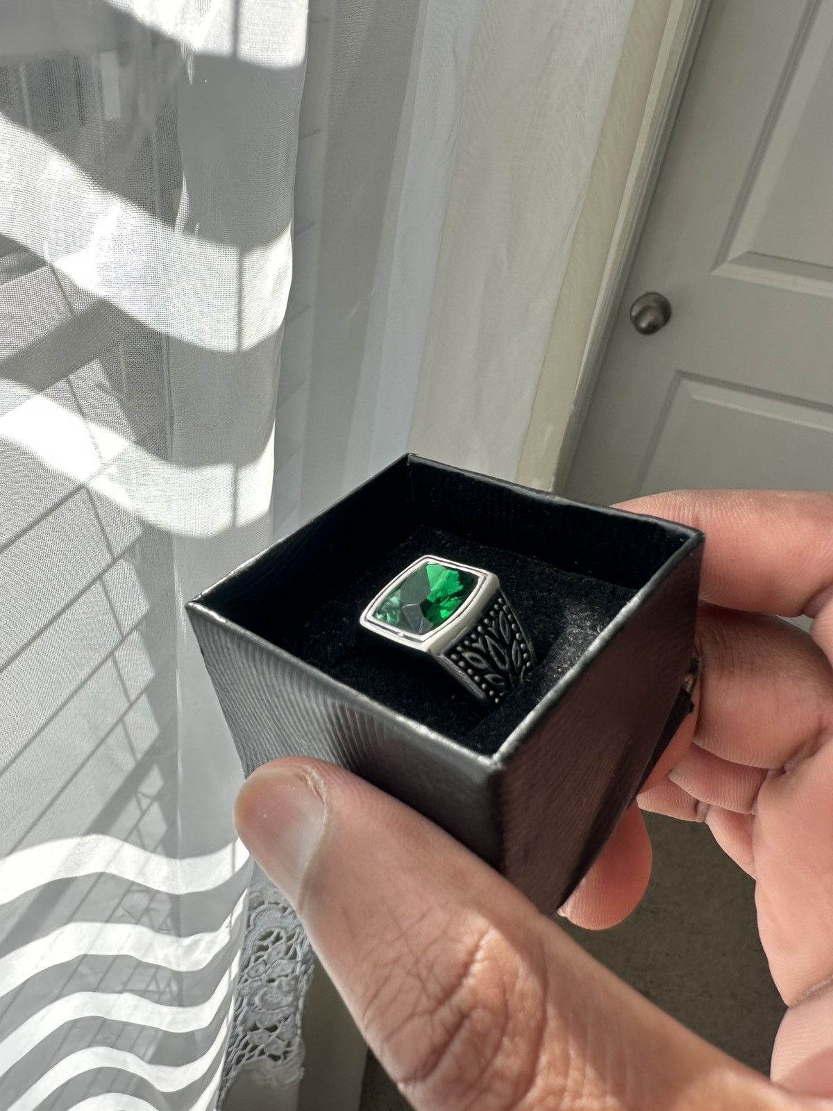 Vintage Vintage Green Emerald Stainless Steel Ring Size ONE SIZE - 1 Thumbnail