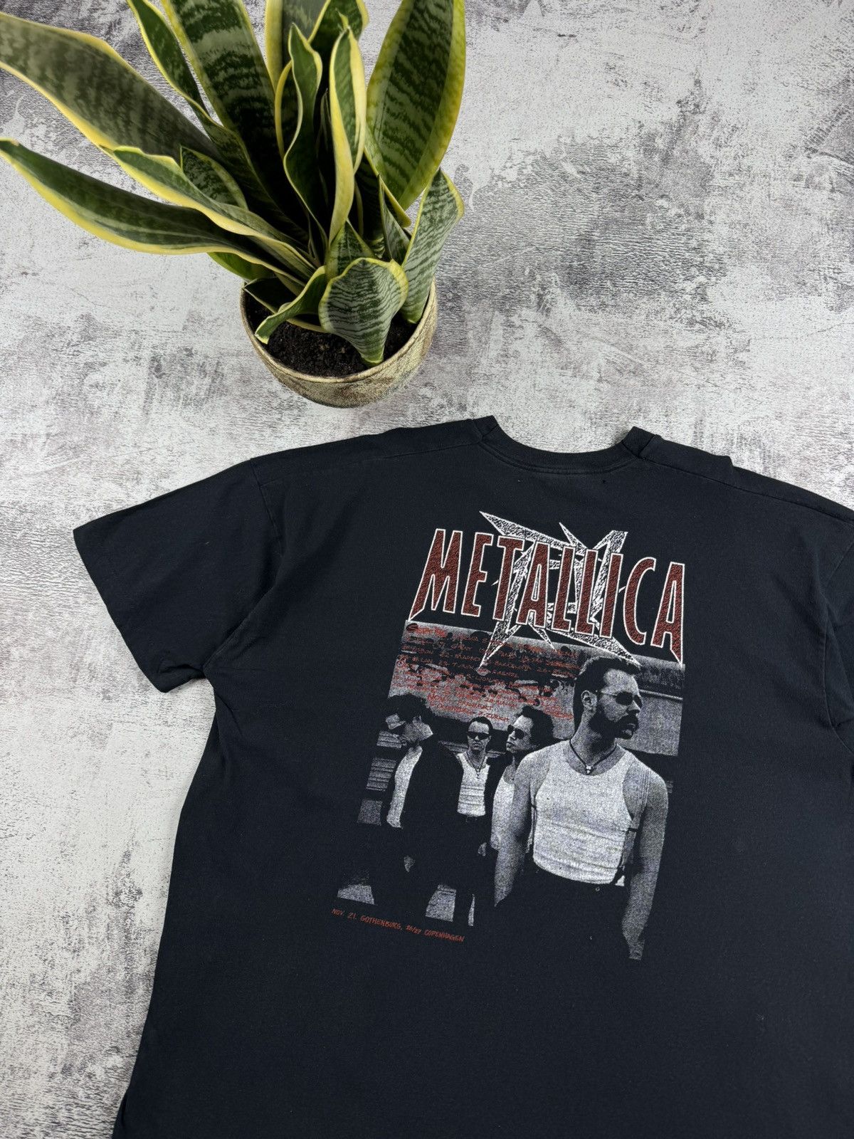 Metallica Metallica USA 1995 1996 Rock Rap Hip Hop Faded T Shirt Tee Size US XL / EU 56 / 4 - 6 Thumbnail