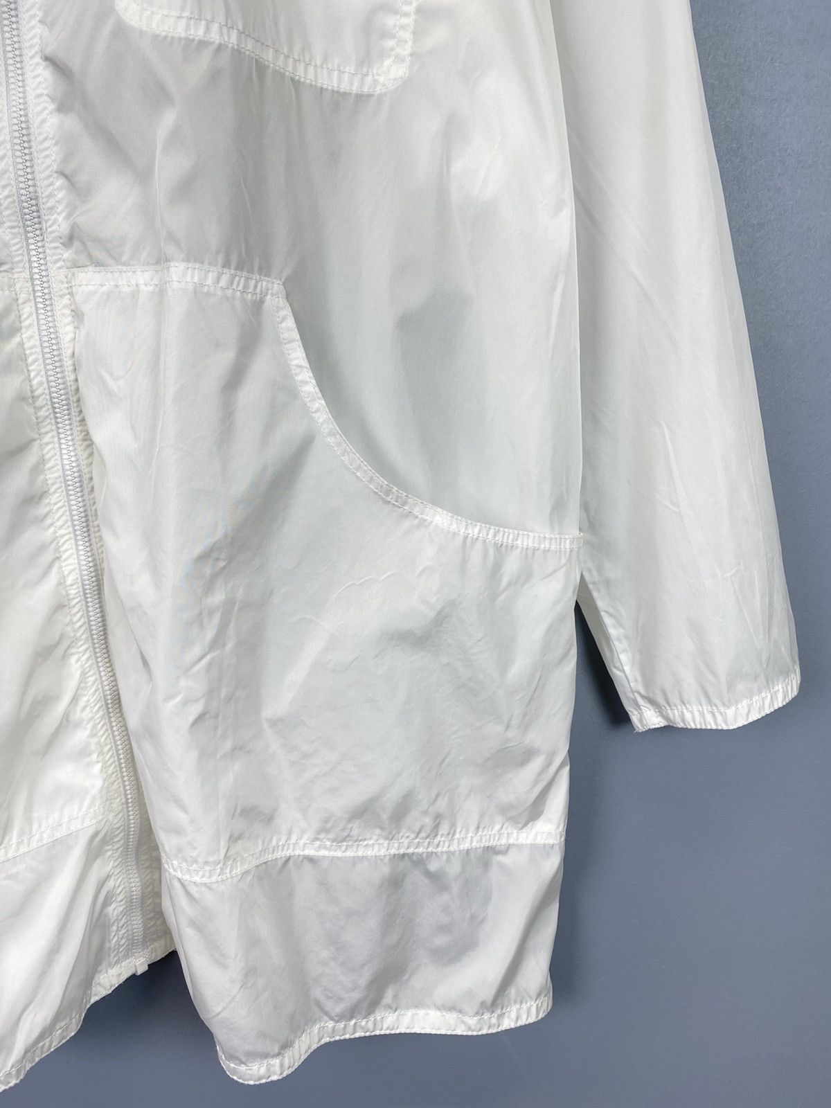 Vintage Vintage MCM Sports Rain Coat Men’s Luxury Size 42 White Top Size US XS / EU 42 / 0 - 3 Thumbnail