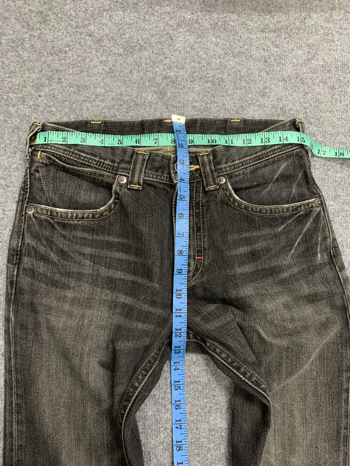 Wrangler FLARE WRANGLER FADED BLACK. Size US 30 / EU 46 - 6 Thumbnail