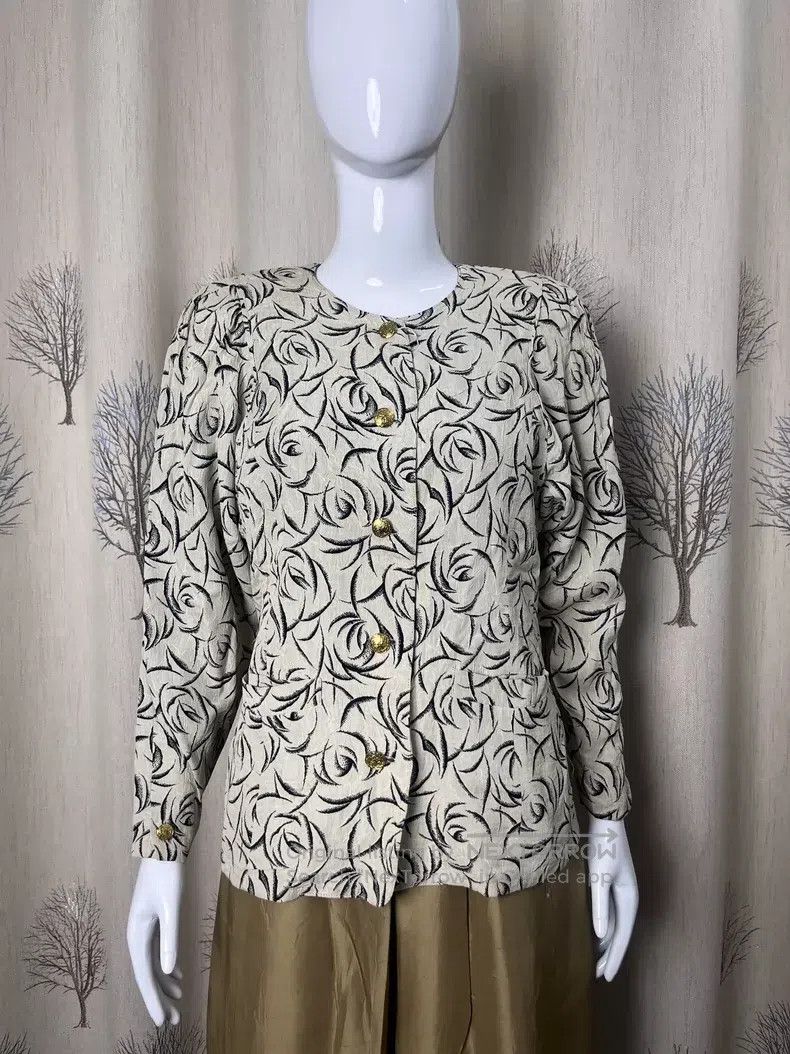 Vivienne Westwood Vivienne Westwood Black and White Rose Printed Jacket Size M / US 6-8 / IT 42-44 - 1 Thumbnail