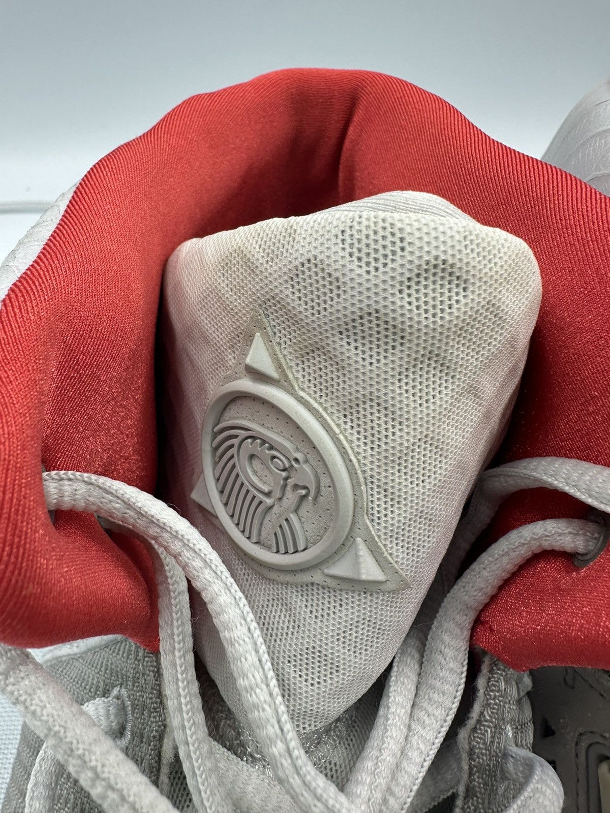 Kanye West × Nike Nike Air Yeezy 2 Platinum Size US 13 / EU 46 - 10 Thumbnail