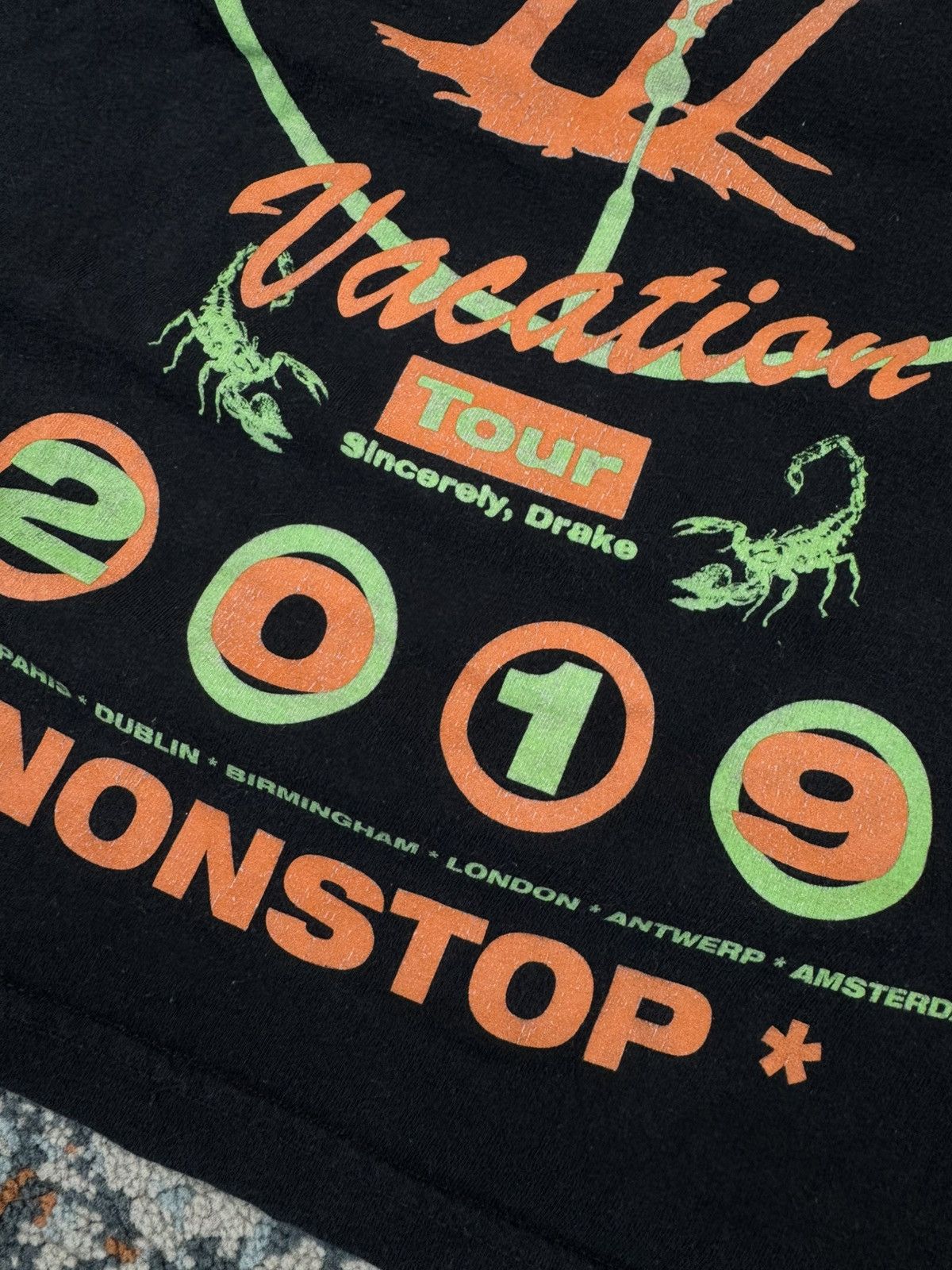 Drake 2019 Drake assasination vacation tour merch graphic rap tee Size US S / EU 44-46 / 1 - 9 Thumbnail