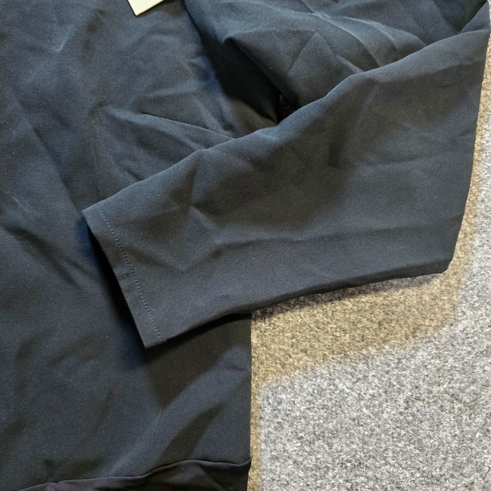Joie VINTAGE? No. Joie Top Womens Size Large Black Bodysuit Puff Sleeve Fitted Stretch Capsule Size L / US 10 / IT 46 - 3 Thumbnail