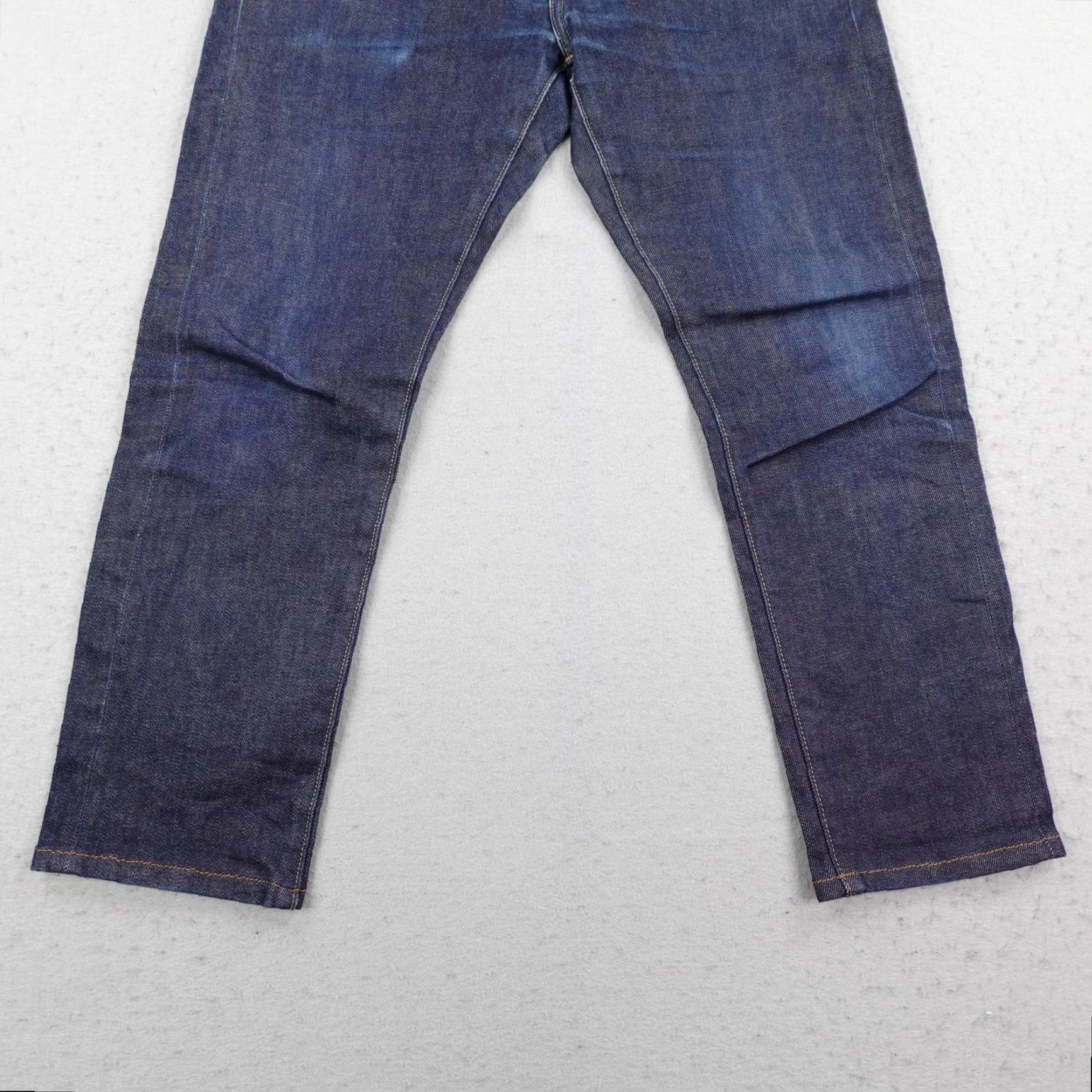 Uniqlo Uniqlo Jeans Mens 33x32 Blue Kaihara Selvedge Slim Straight Low Rise Faded Jeans Size US 33 - 3 Thumbnail