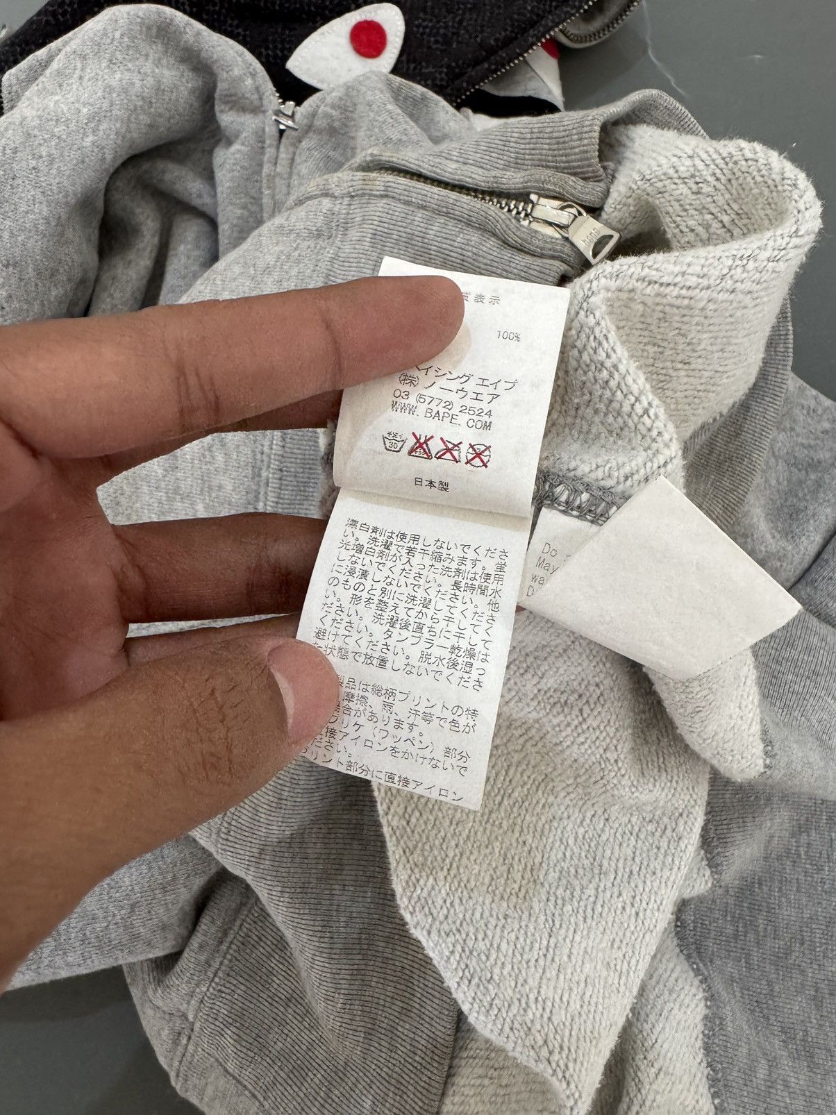 Bape VINTAGE BAPE SHARK WGM GREY ZIP HOODIE Size US XL / EU 56 / 4 - 13 Thumbnail