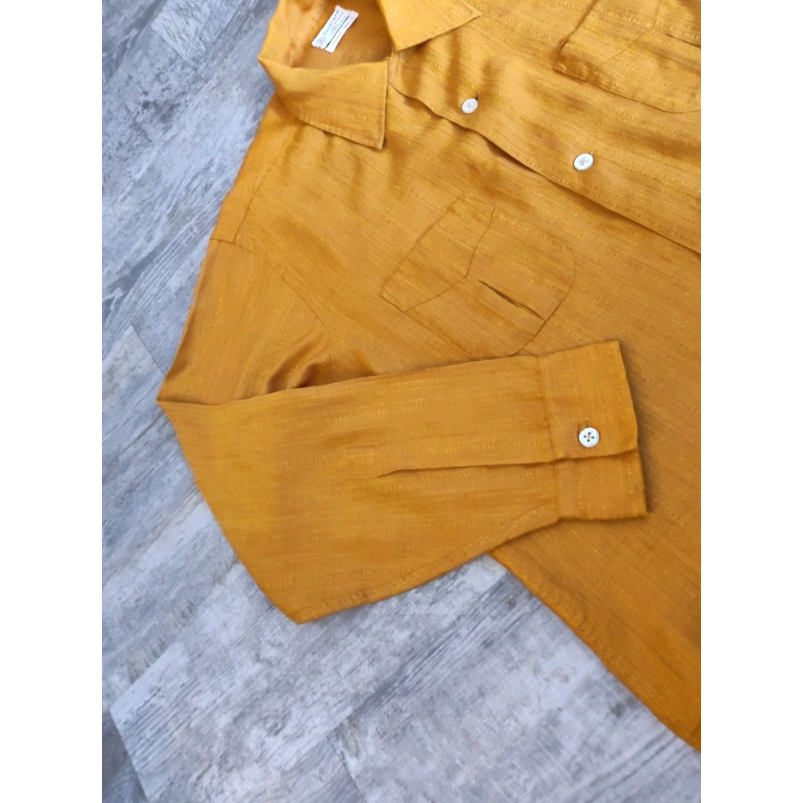 Enro VINTAGE Enro Button-Up Shirt Mens Large Long Sleeve Textured Solid Dark Yellow 60s 70s Mod Disco Size US L / EU 52-54 / 3 - 4 Thumbnail