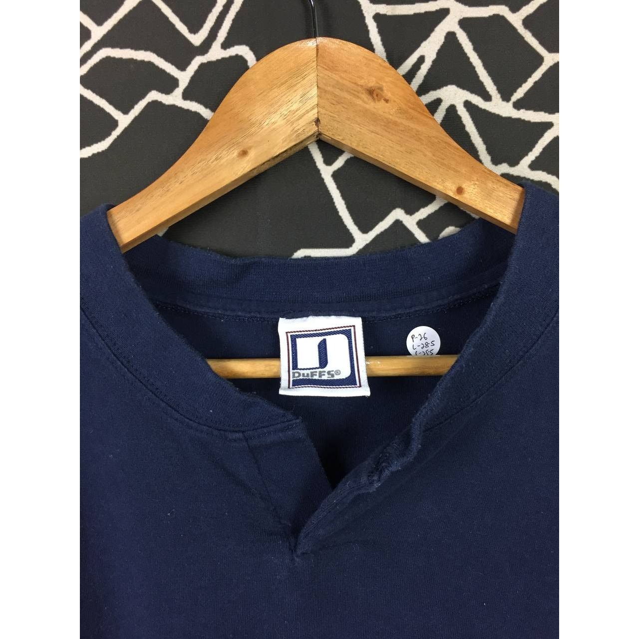 Vintage DuFFS Skateboards Notch Neck Longsleeve Tee Size US XXL / EU 58 / 5 - 10 Thumbnail