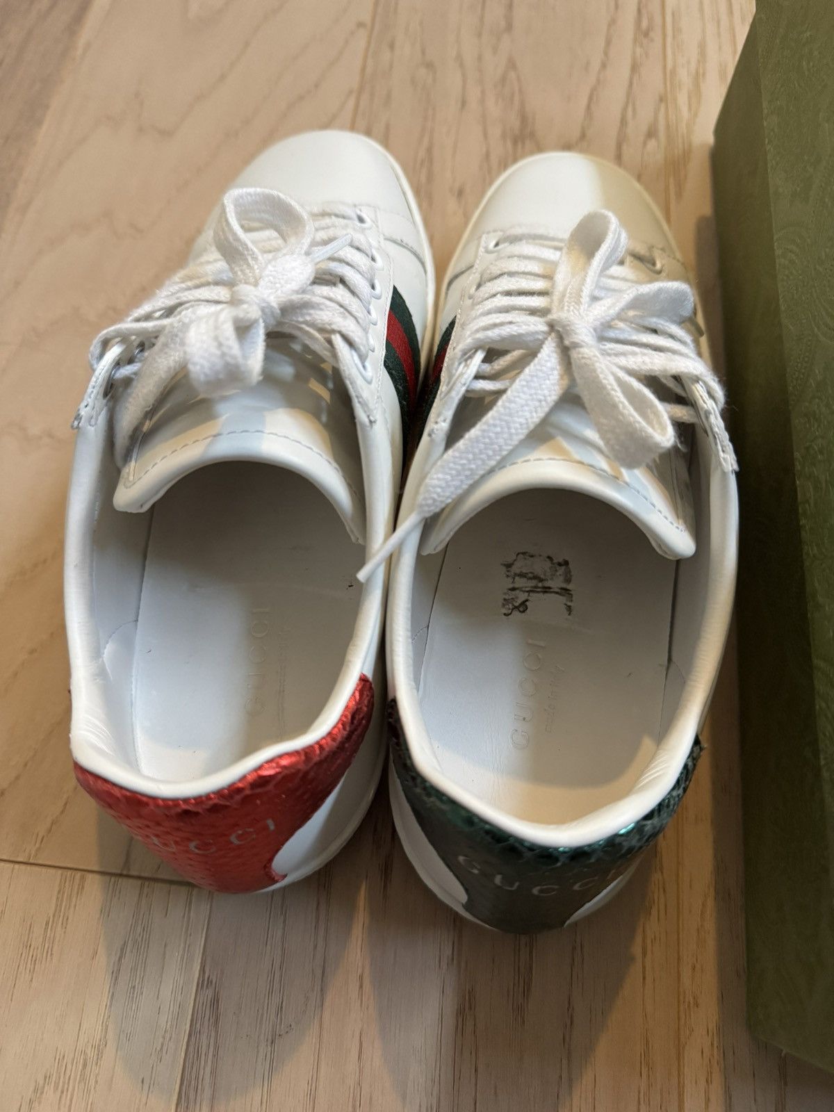 Gucci Gucci bee sneakers Size US 6 / IT 36 - 4 Thumbnail