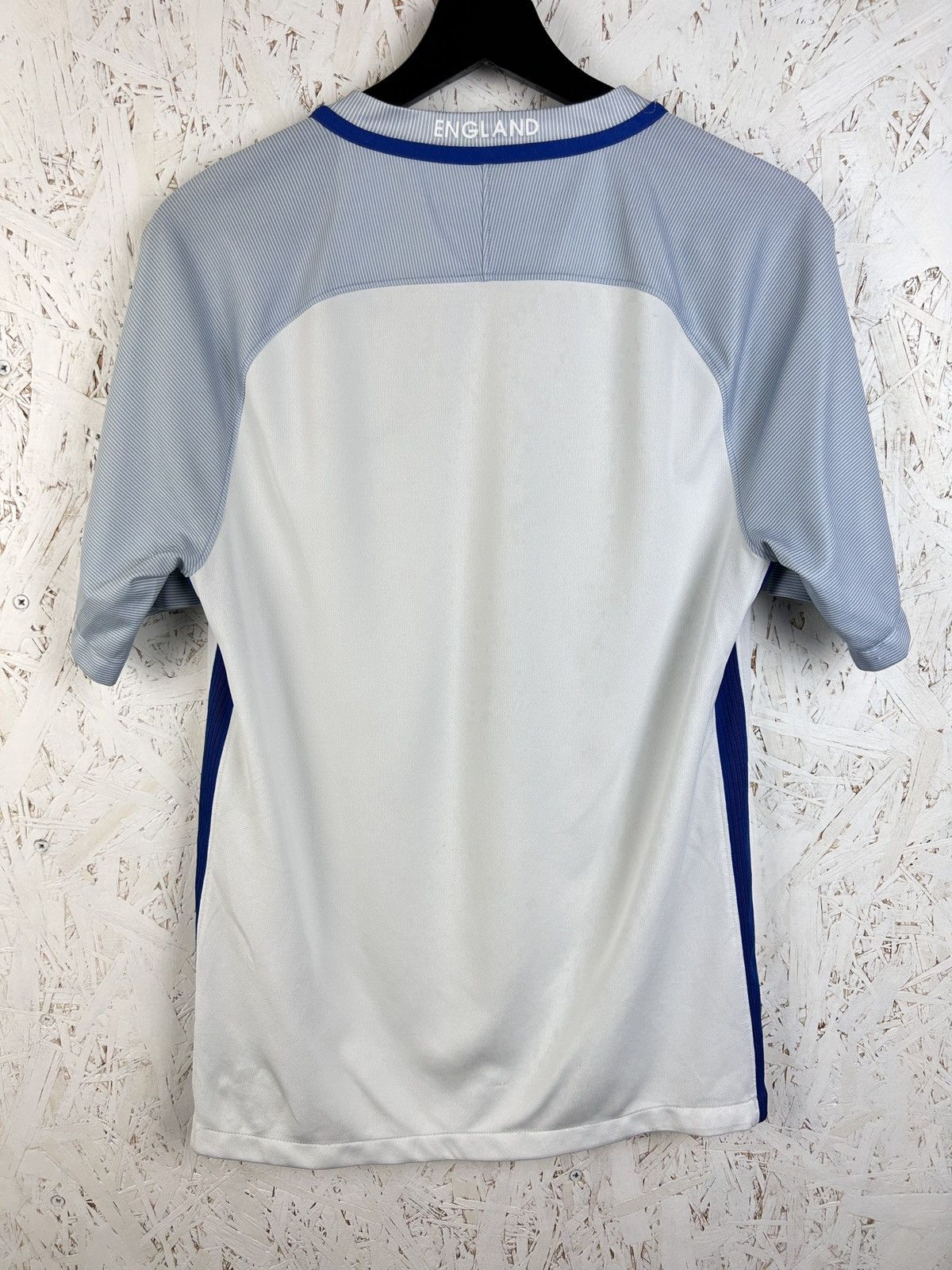 Nike Nike England 2016/17 Home Kit Soccer Jersey Size S Size US S / EU 44-46 / 1 - 6 Thumbnail