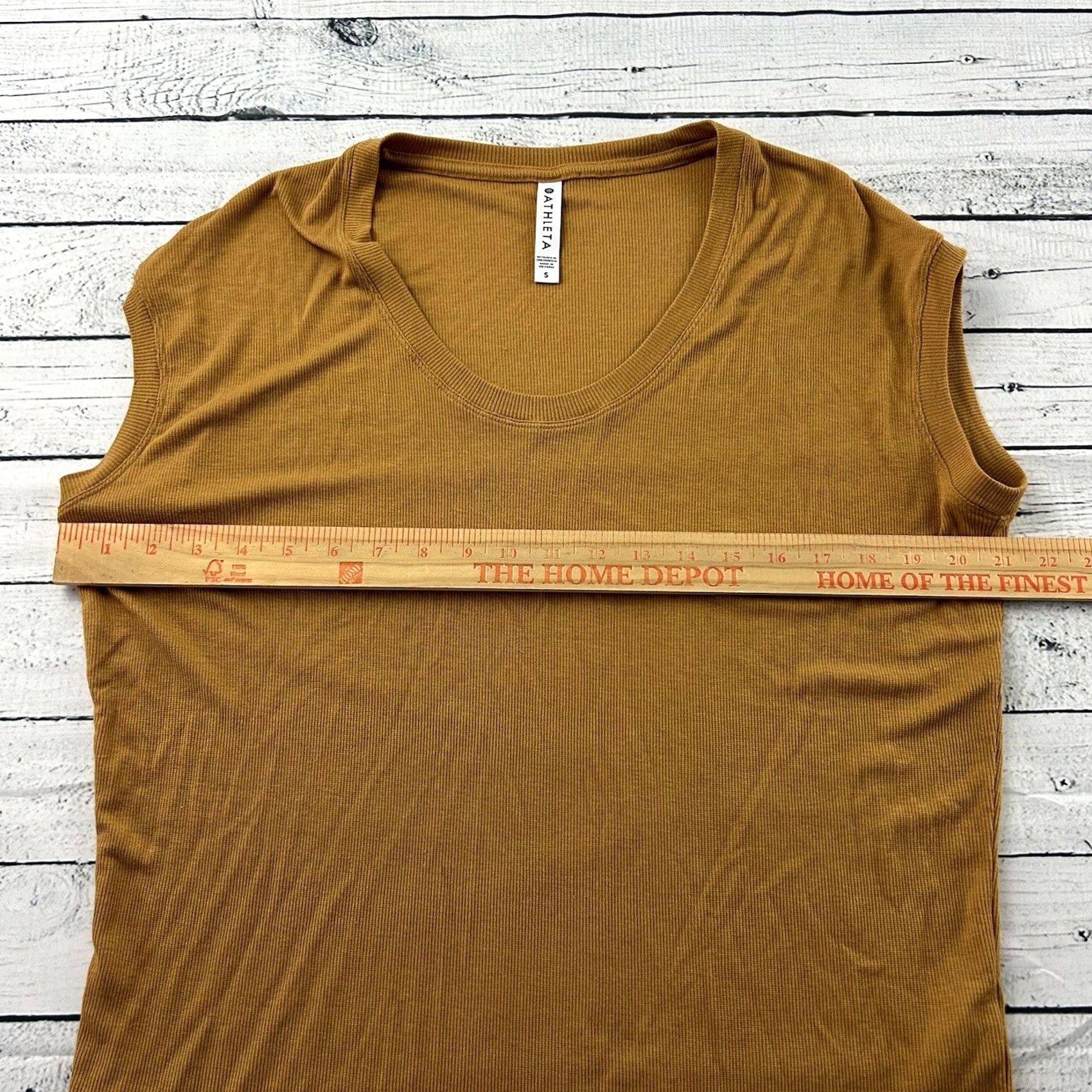 Athleta Athleta Blouse Short Sleeve Women S Gold Shirt Womens Small Ribbed Top Size S / US 4 / IT 40 - 4 Thumbnail