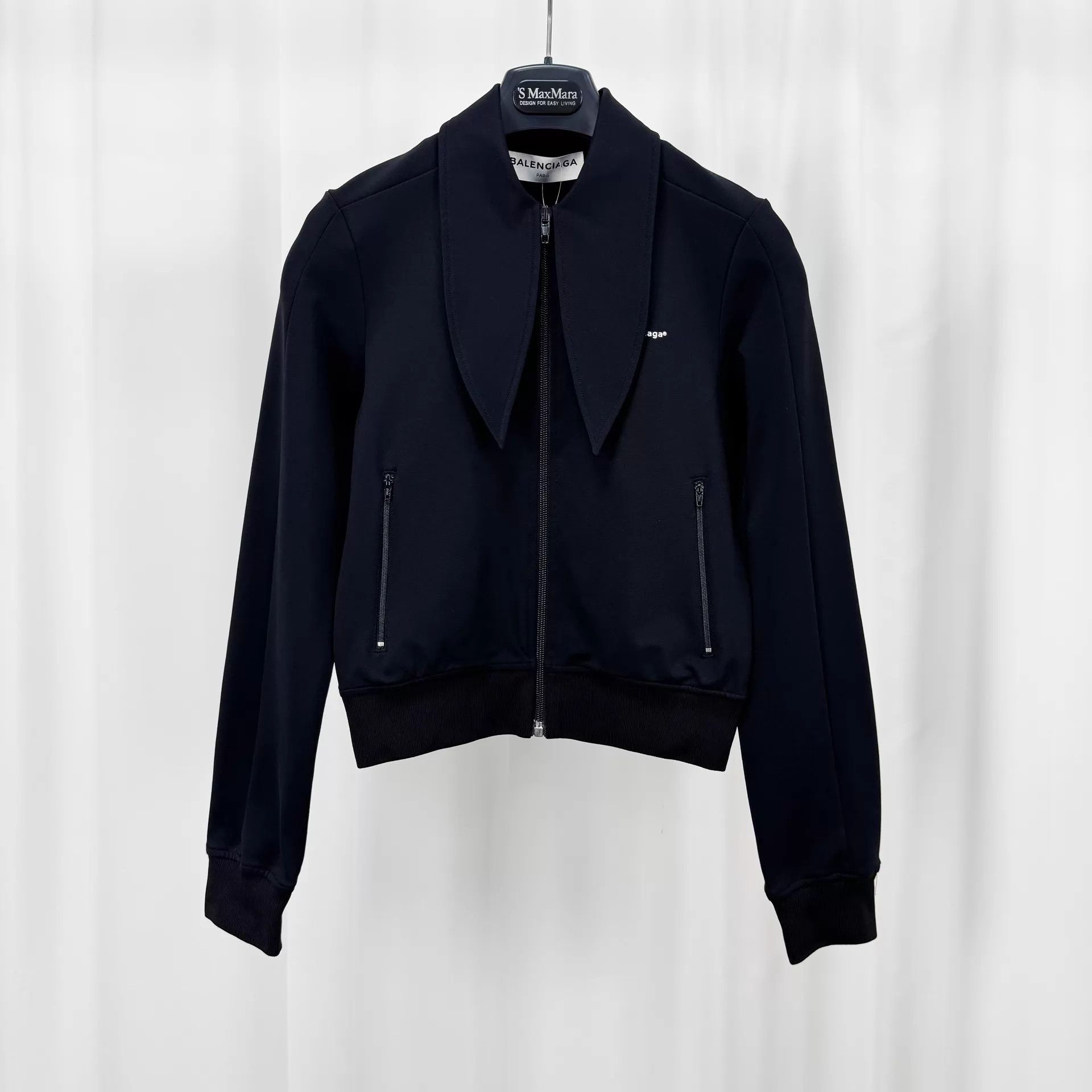 Balenciaga Balenciaga Logo Print Bowtie Zip Jacket 36 Size XS / US 0-2 / IT 36-38 - 1 Thumbnail