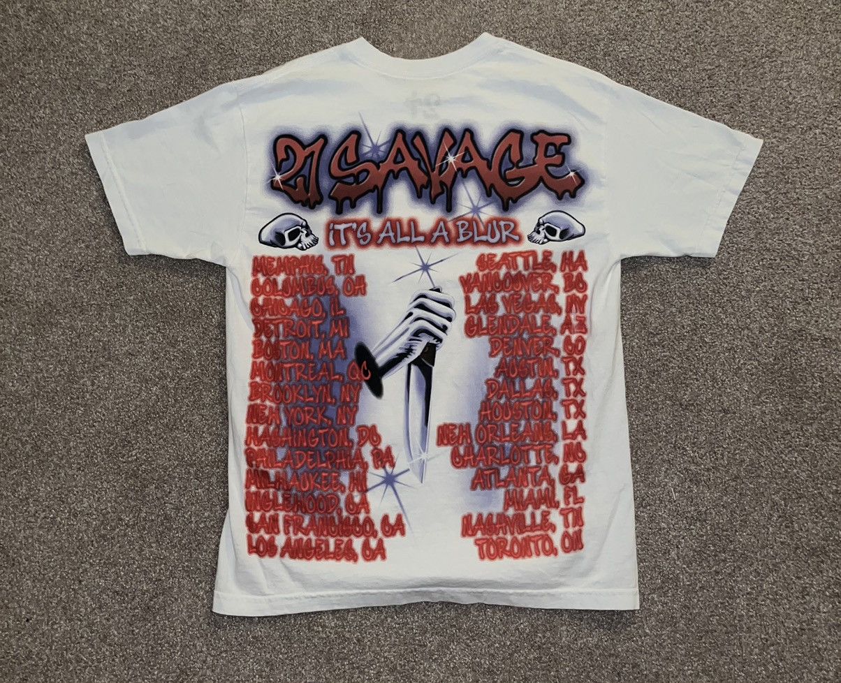 21 Savage 21 Savage Its all a blur tour shirt size M Size US M / EU 48-50 / 2 - 5 Thumbnail