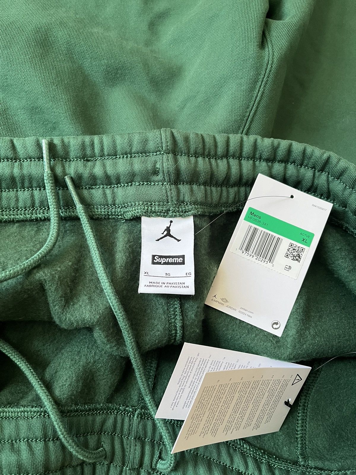 Jordan Brand × Supreme Supreme Jordan Sweatpants Green Size XL Size US 36 / EU 52 - 4 Thumbnail